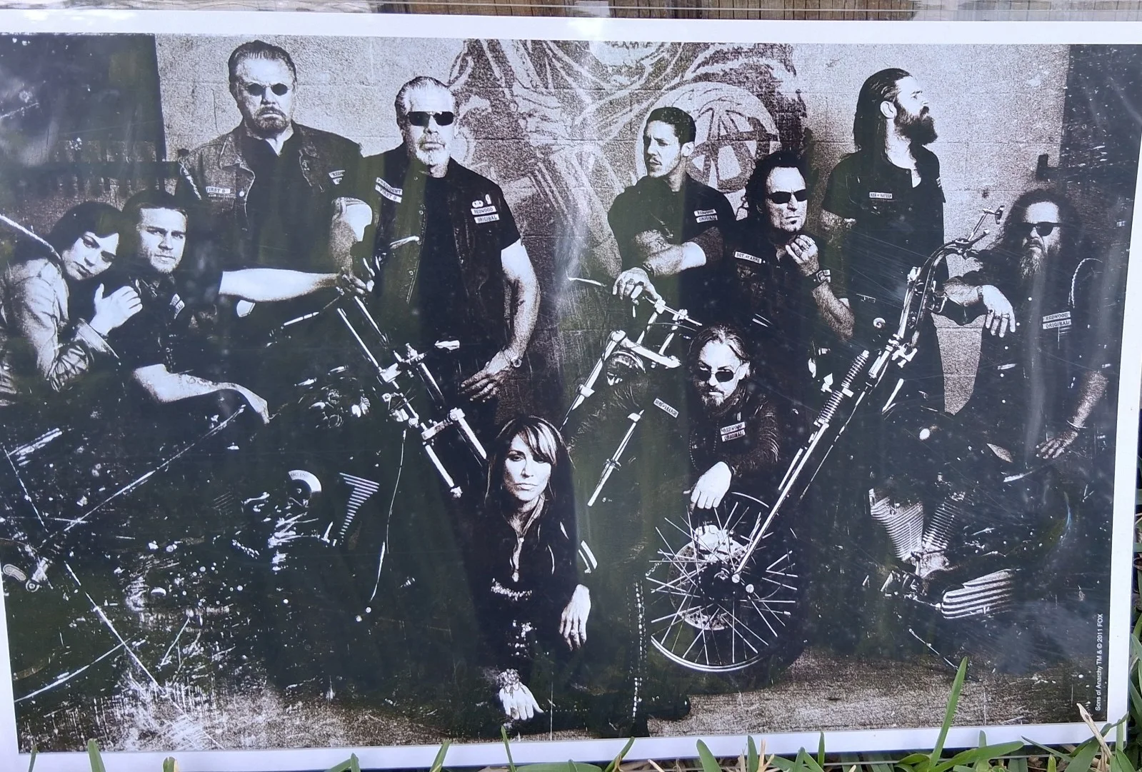 Unsigned — Sons Of Anarchy Rare Original TM & @ 2011 FOX B&W Photograph in Plastic sleeve, image 2