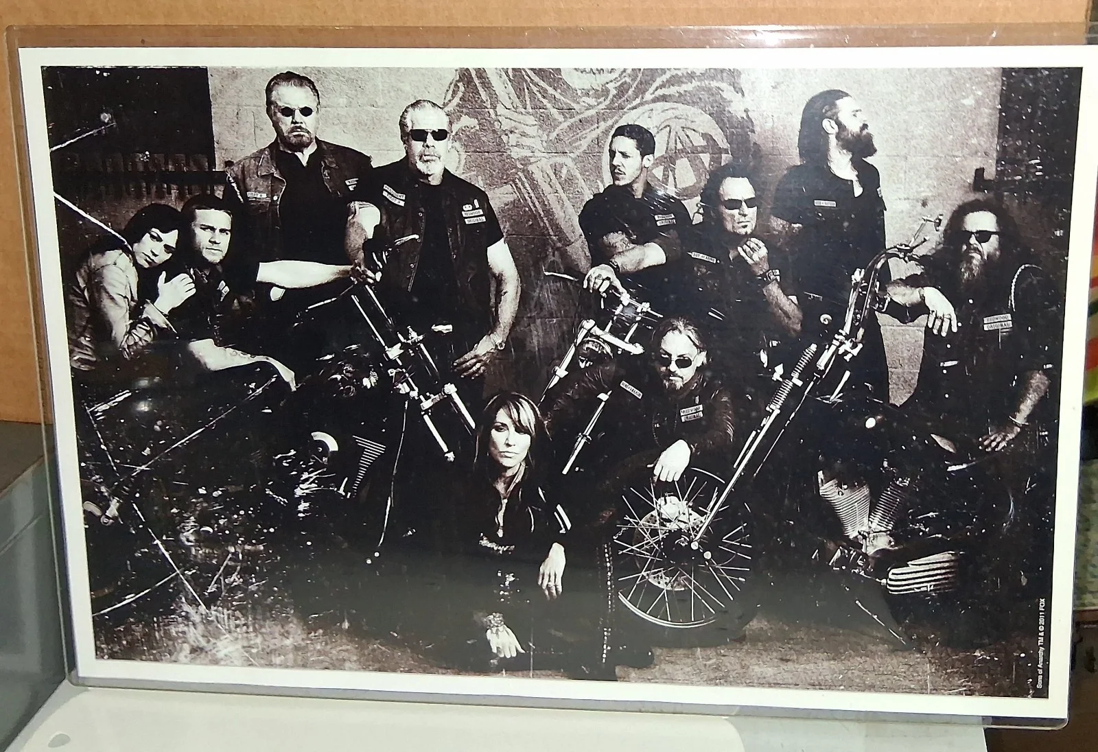 Unsigned — Sons Of Anarchy Rare Original TM & @ 2011 FOX B&W Photograph in Plastic sleeve, image 4