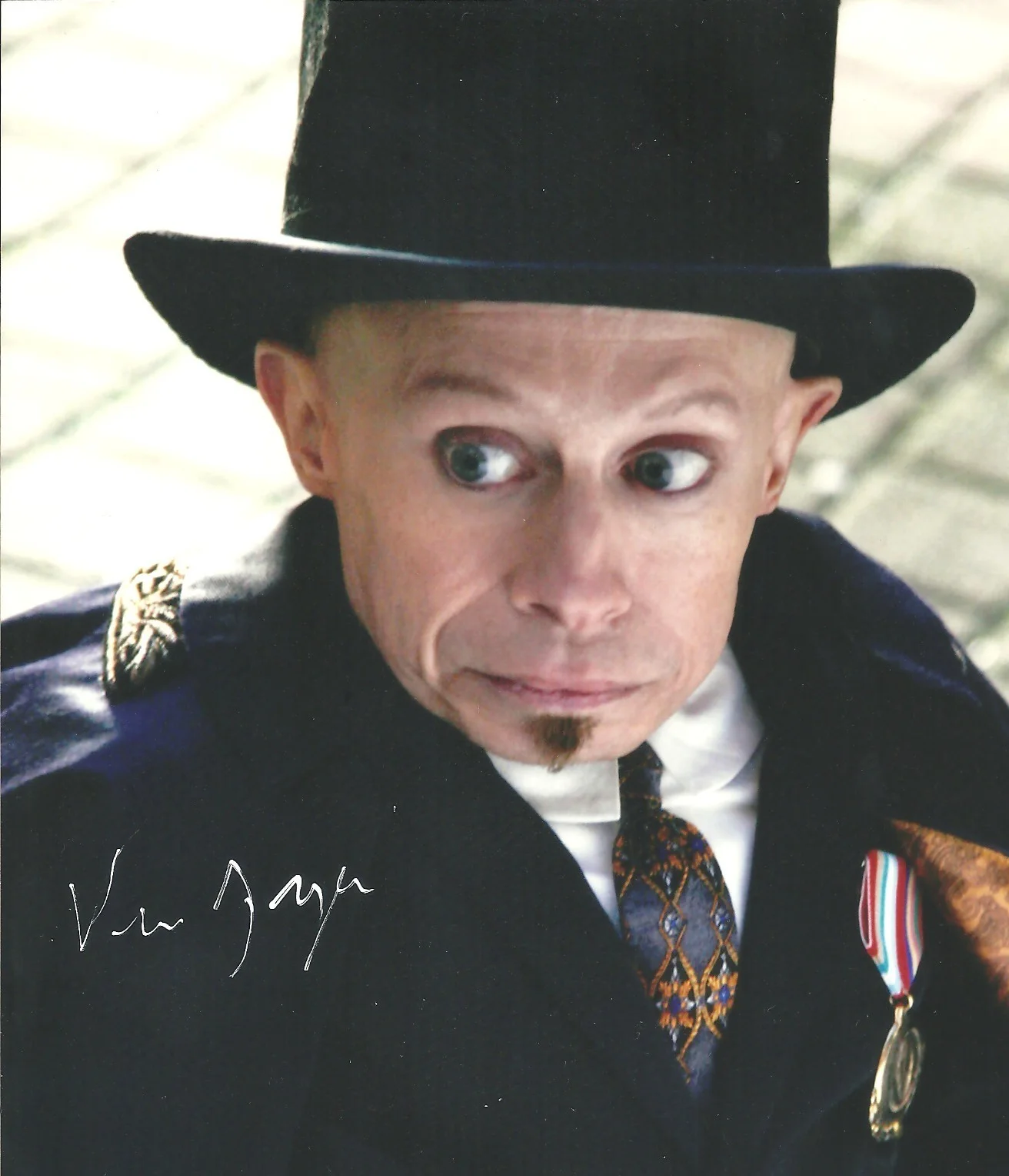 Verne Troyer Signed Auto 8x10 Photo Beckett Holo COA Austin Powers Harry Potter, image 2