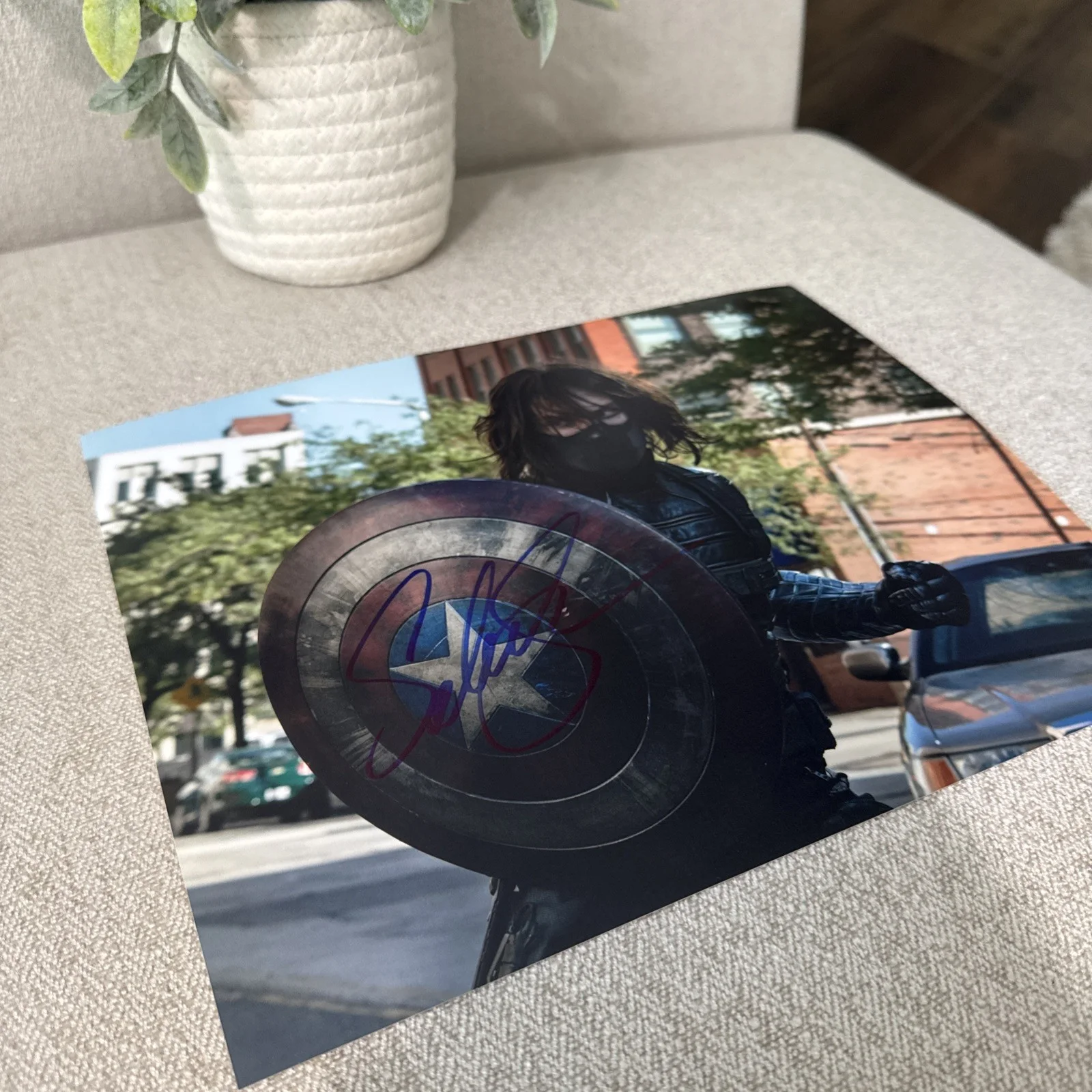 Sebastian stan — Sebastian Stan Signed 8x10 Winter Soldier Captain America Marvel w/COA & Holo !!, image 3