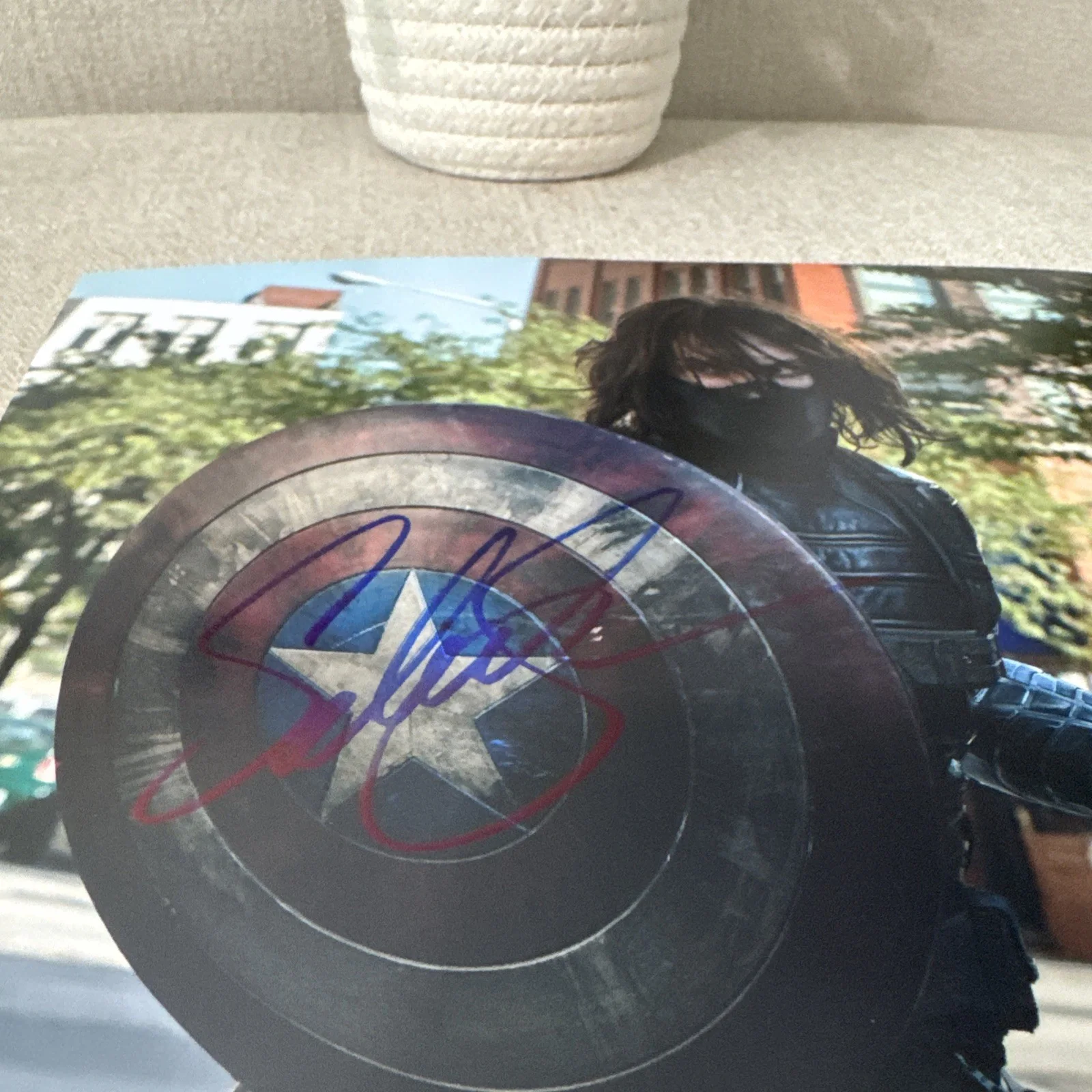 Sebastian stan — Sebastian Stan Signed 8x10 Winter Soldier Captain America Marvel w/COA & Holo !!, image 4