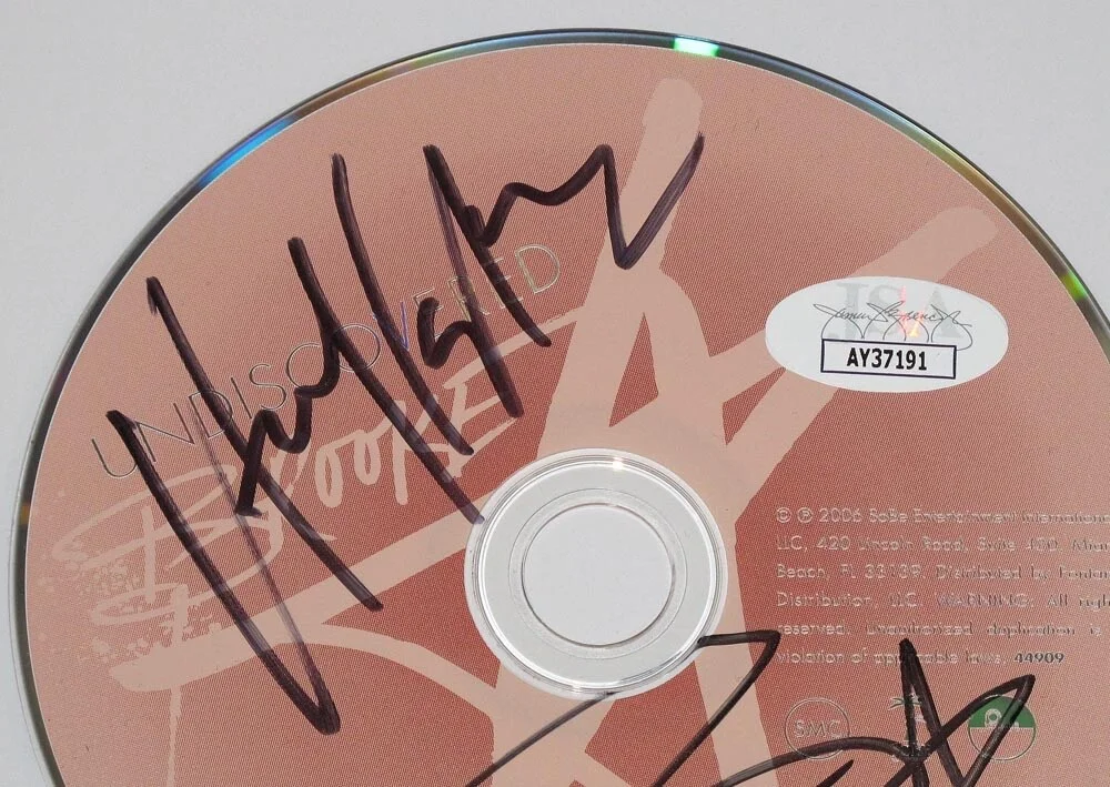 BROOKE HOGAN, HULK HOGAN — Hulk Hogan & Brooke Hogan signed "UNDISCOVERED" CD Exact Proof JSA COA Rare, изображение 3