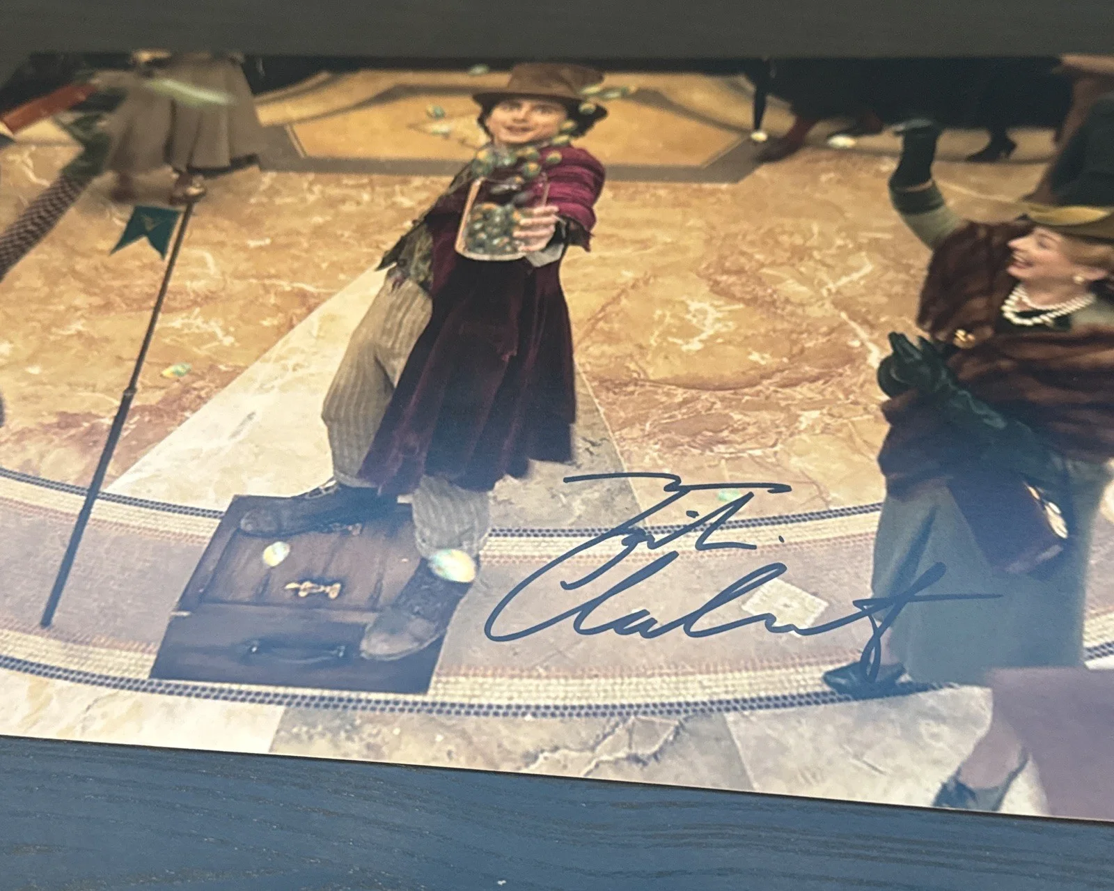 Timothee Chalamet Autographed Signed Willie Wonka 8x10 Photo with COA Proof !!, изображение 4