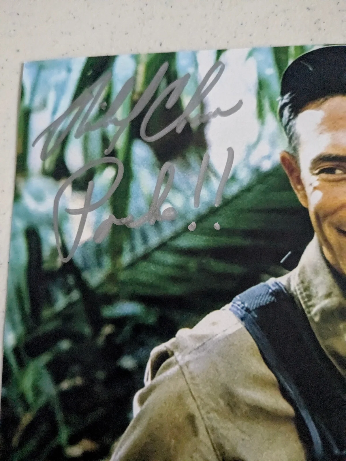 RICHARD CHAVES Signed Predator 8x10 Photo Poncho Autograph JSA COA e, image 2