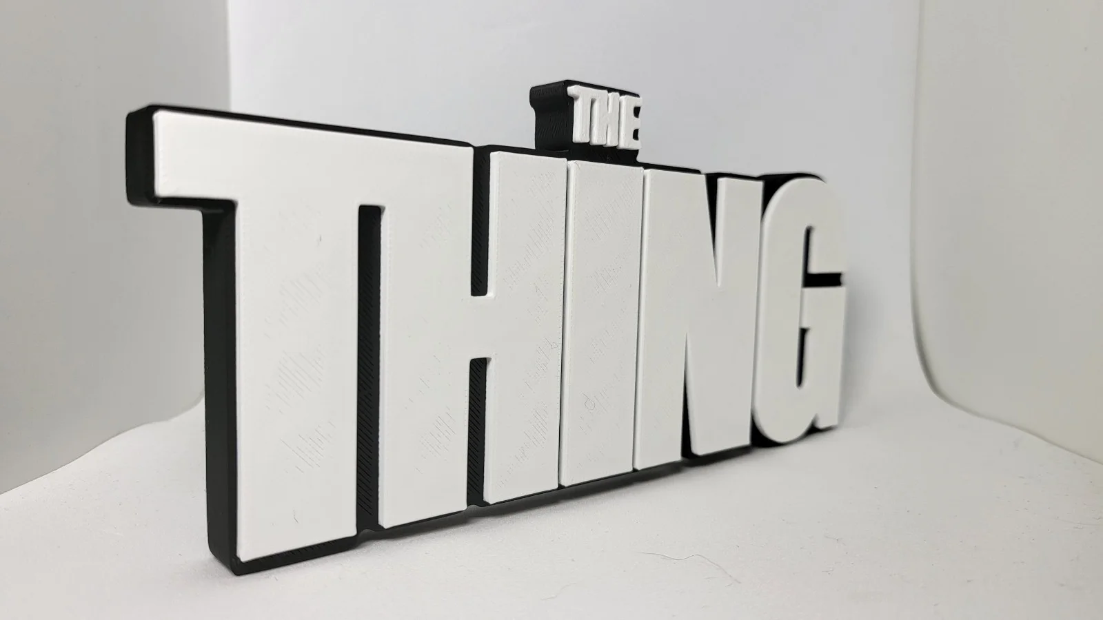 The Thing Sign Plaque Horror Movie Decor Shelf Display 3D Printed John Carpenter, изображение 2
