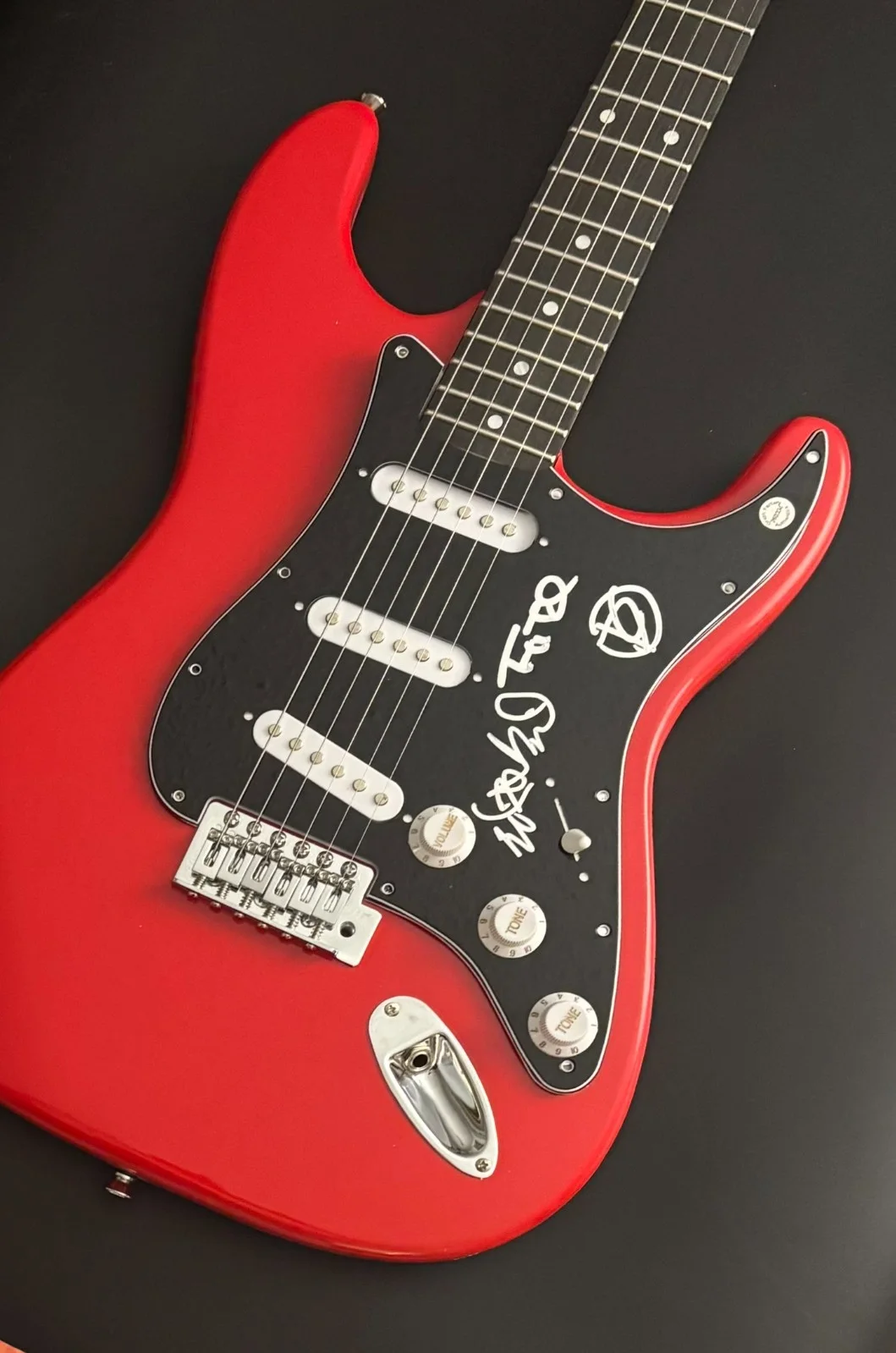 GFA Dustin Kensure x3 Band * THRICE * Signed Electric Guitar PROOF COA, изображение 2