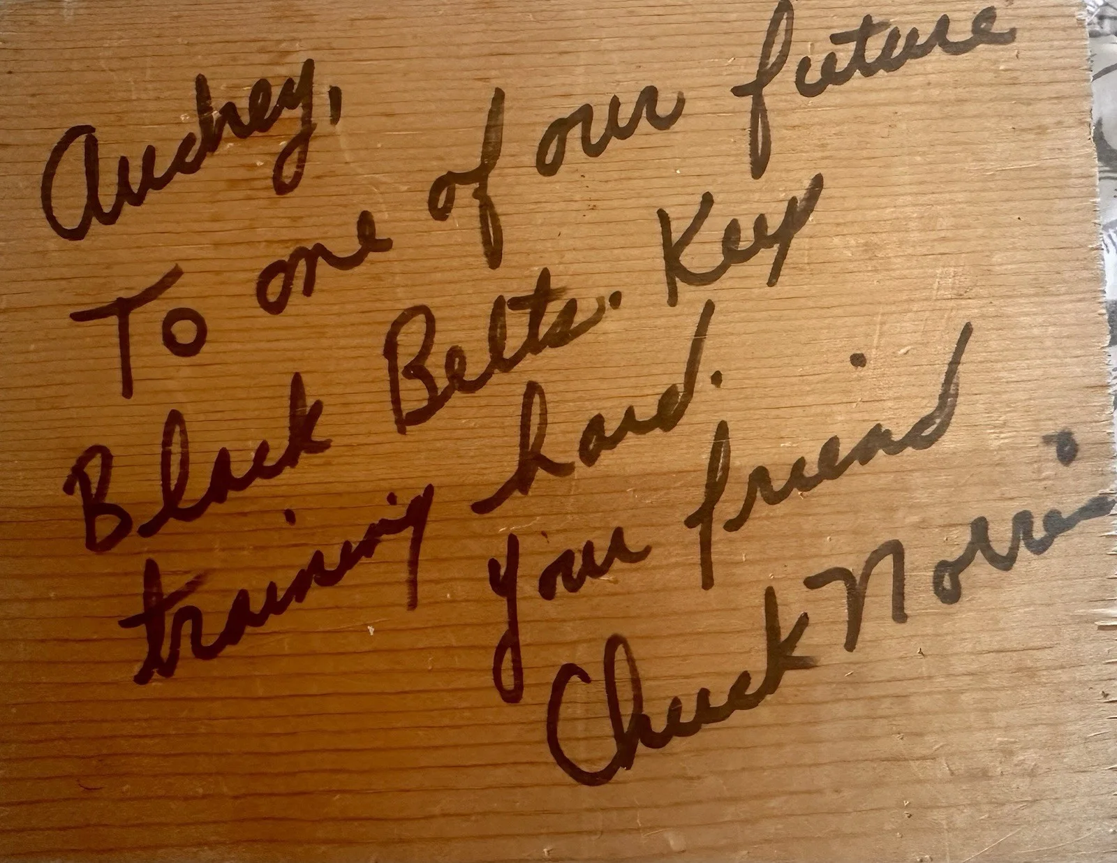 Rare Chuck Norris Signed Board + Way of Dragon Photo + UFAF Black Belt Diploma, изображение 4