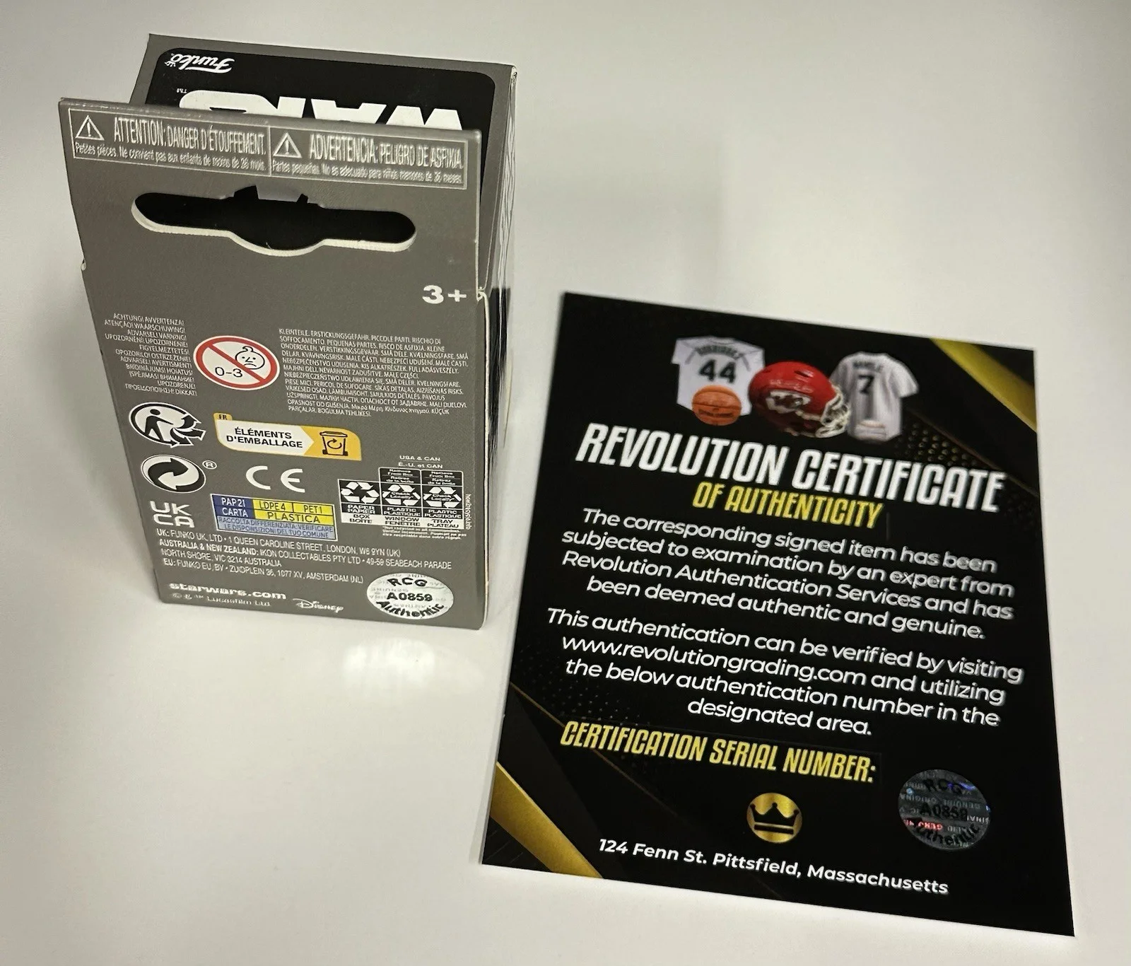 Vivien Lyra Blair — Vivien Lyra Blair Signed Star Wars “Young Leia” Pocket Funko - Revolution, изображение 2