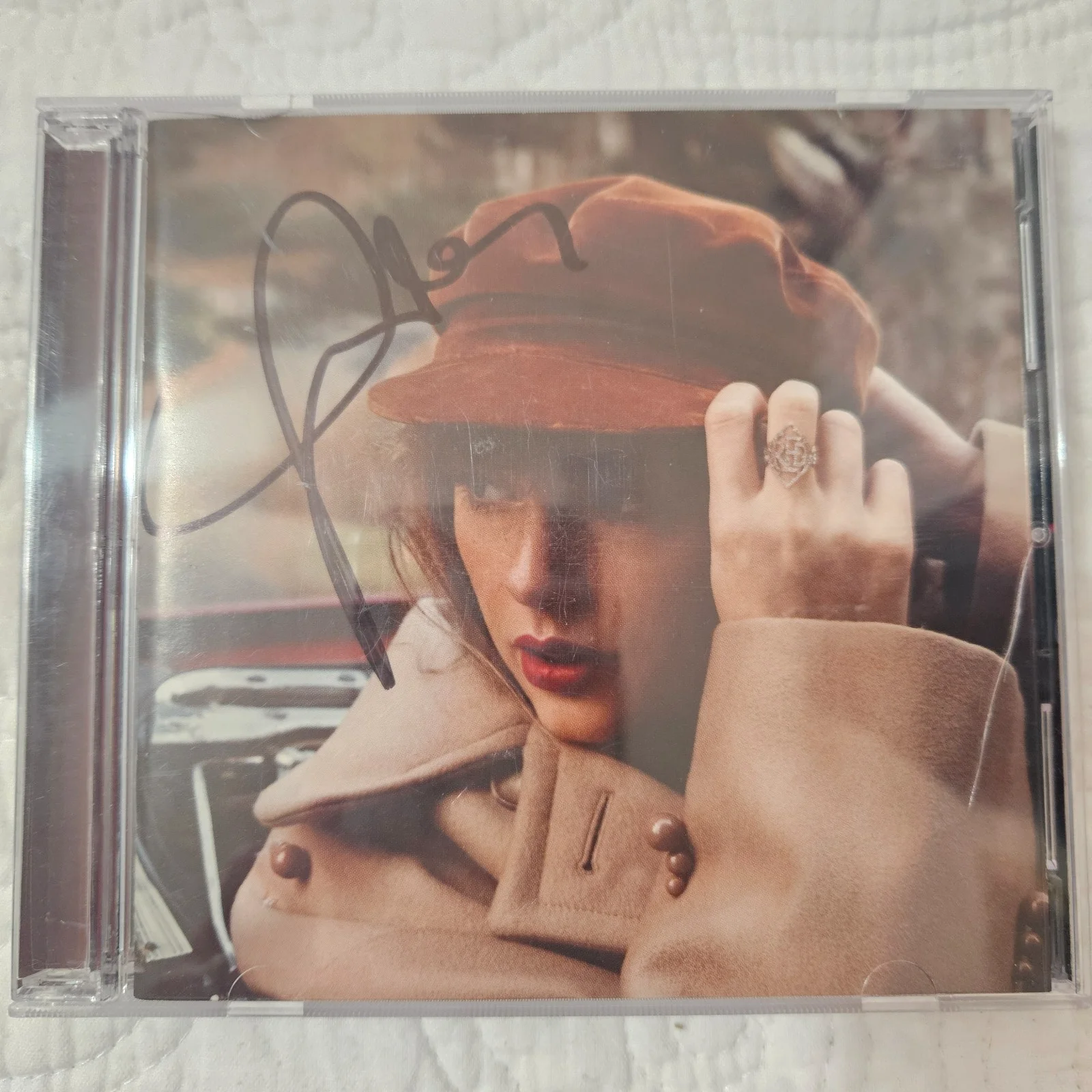 Taylor Swift Signed AUTOGRAPH Red Taylor's Version CD Album Long Auto, image 2