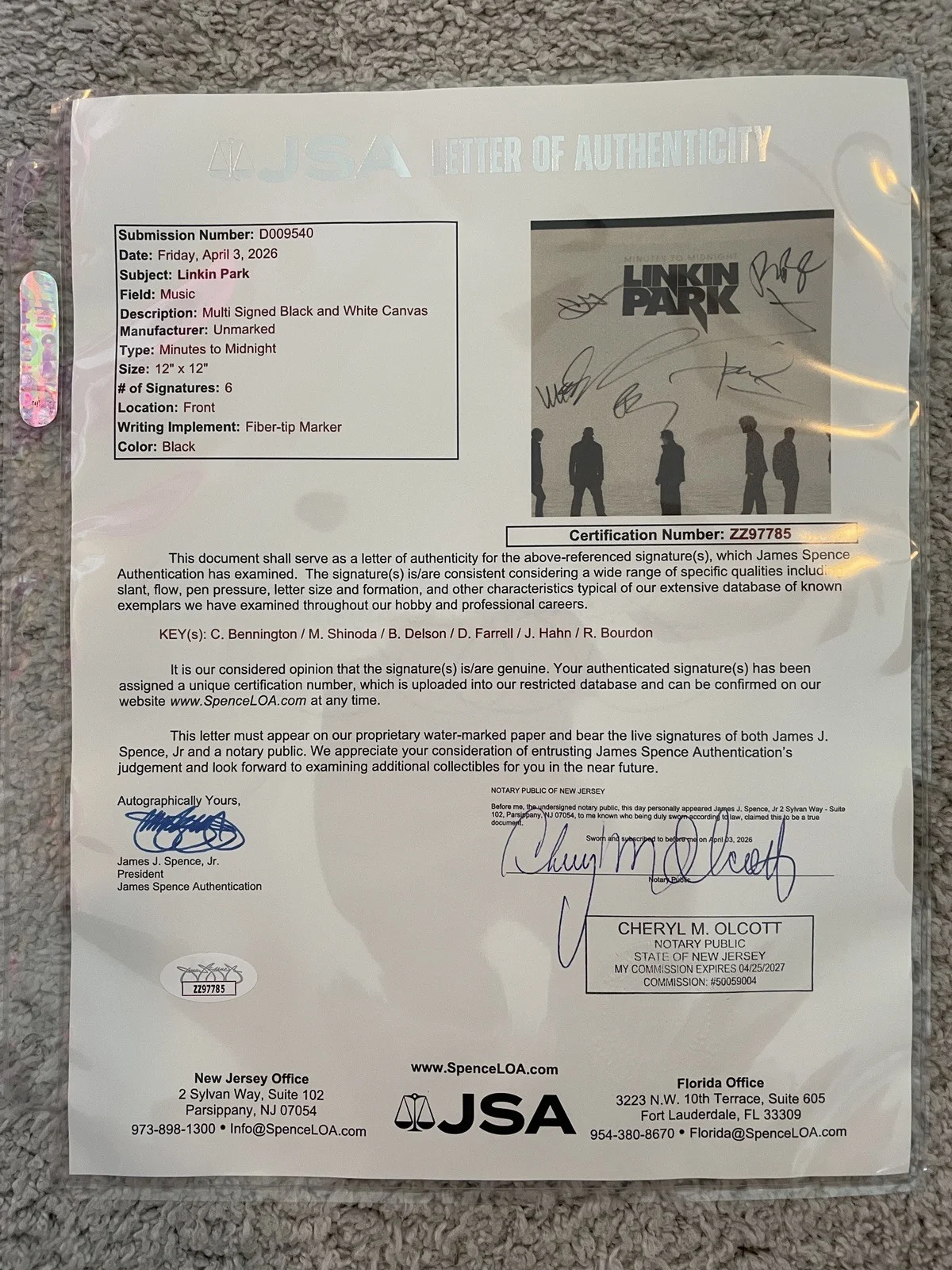 Linkin Park Autographed Minutes To Midnight Canvas Print 2007 (with Chester), изображение 2