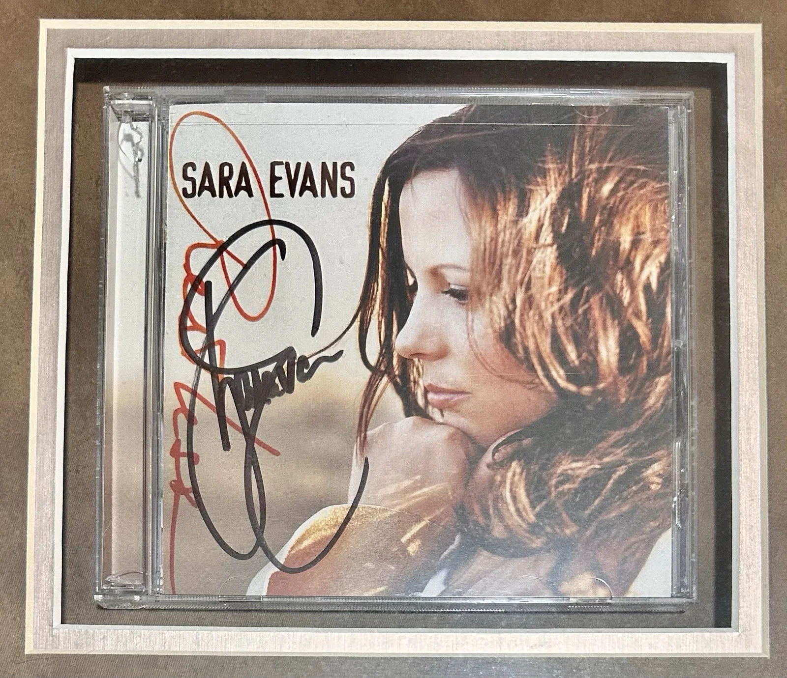 Sara Evans Multiple Signed Framed Photo And CD’s, image 4