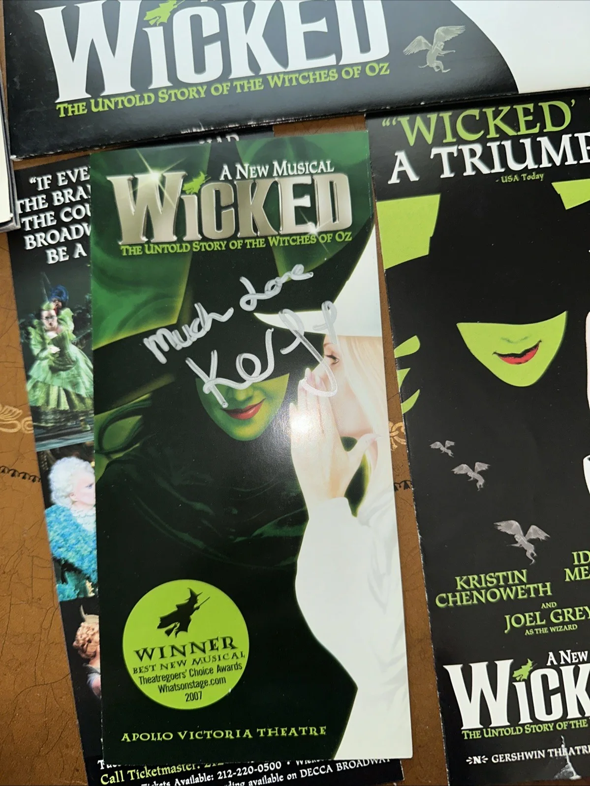WICKED THE MUSICAL COLLECTION OF PROGRAMS KERRY ELLIS AUTOGRAPH SIGNED, image 3