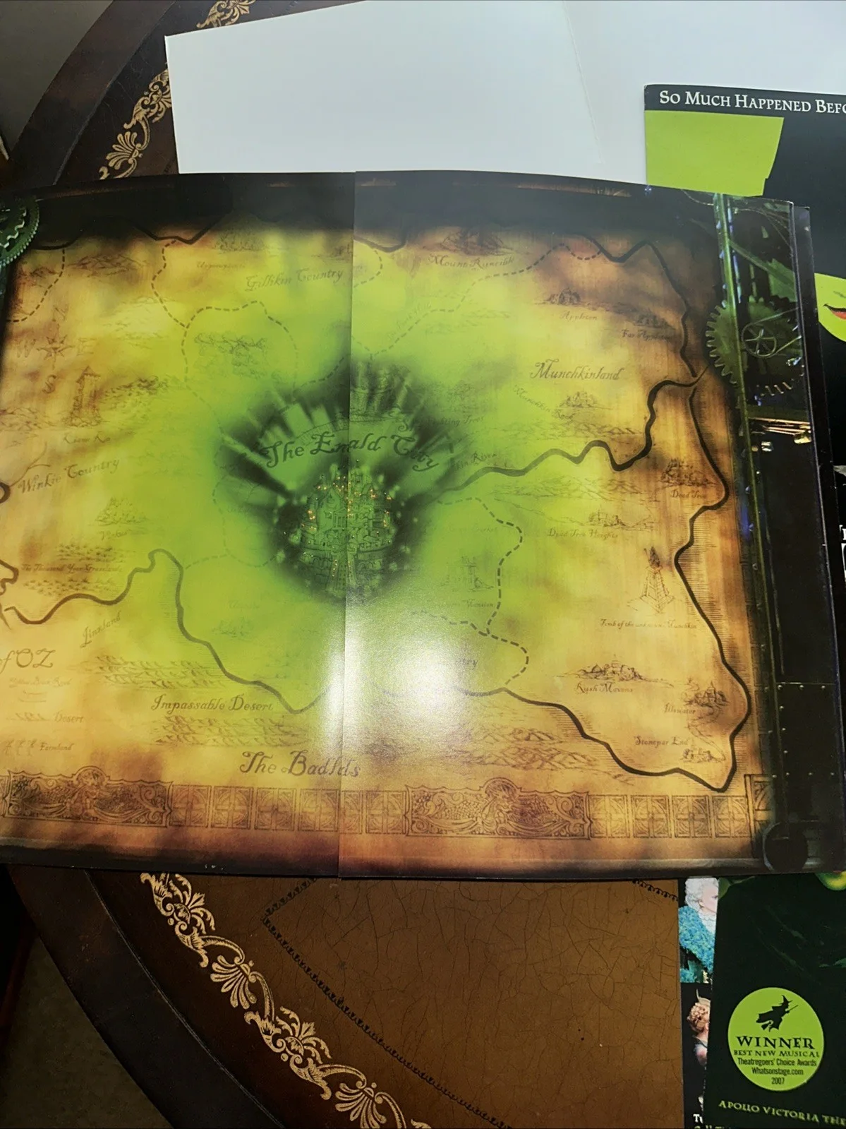WICKED THE MUSICAL COLLECTION OF PROGRAMS KERRY ELLIS AUTOGRAPH SIGNED, image 4