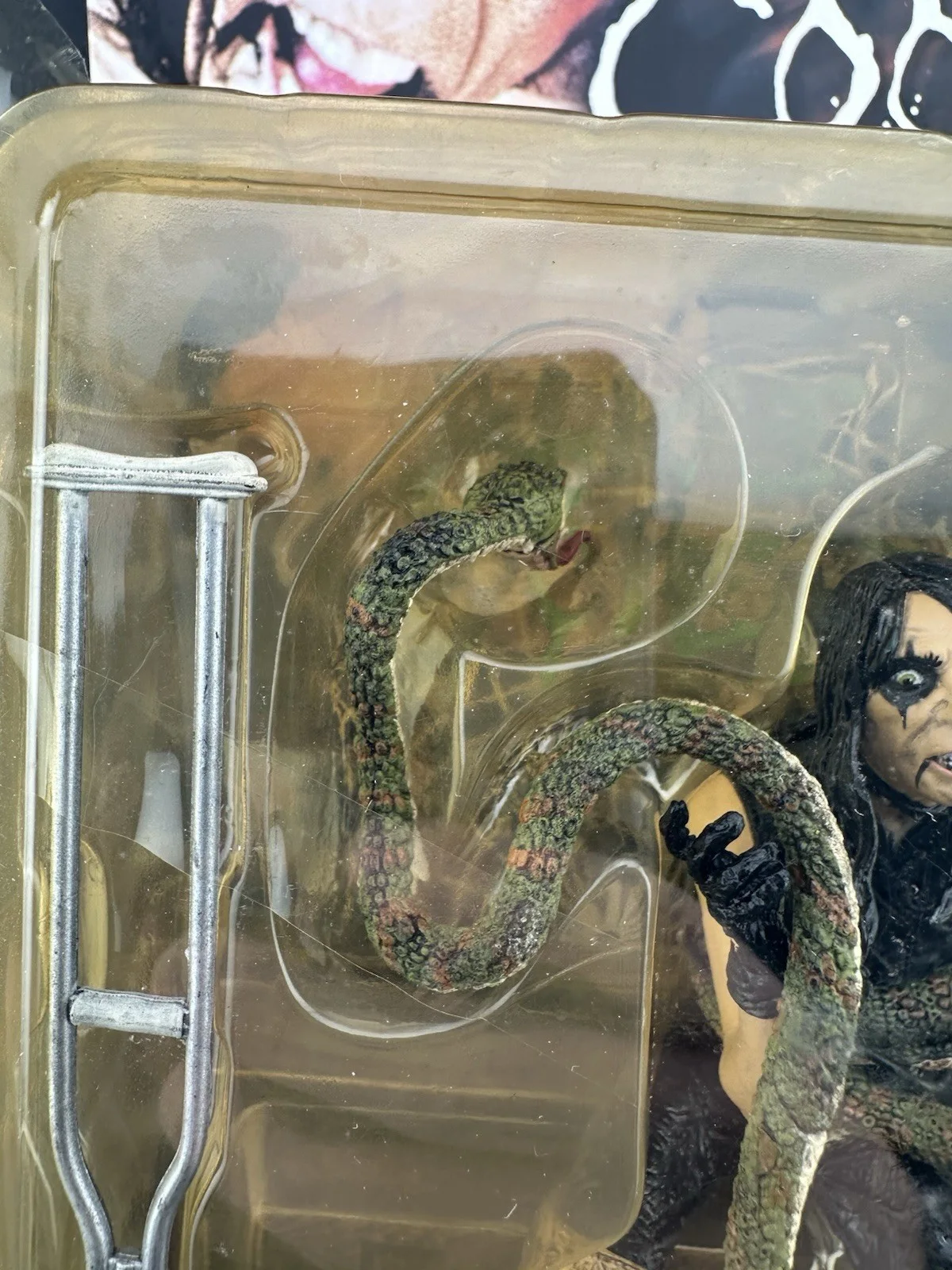 Alice Cooper Signed McFarlane Figure RARE BECKETT BAS Friday The 13th Musician, изображение 5