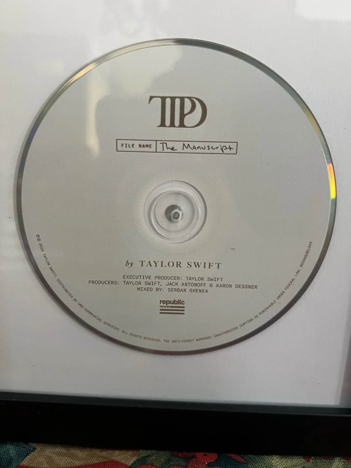 Taylor Swift Signed Tortured Poets Department TTPD Autographed CD Insert JSA COA, image 2