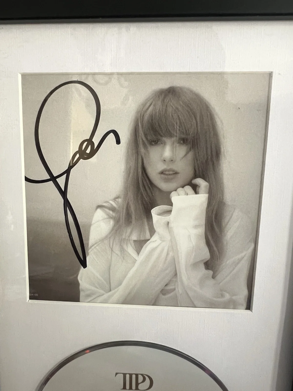 Taylor Swift Signed Tortured Poets Department TTPD Autographed CD Insert JSA COA, image 3