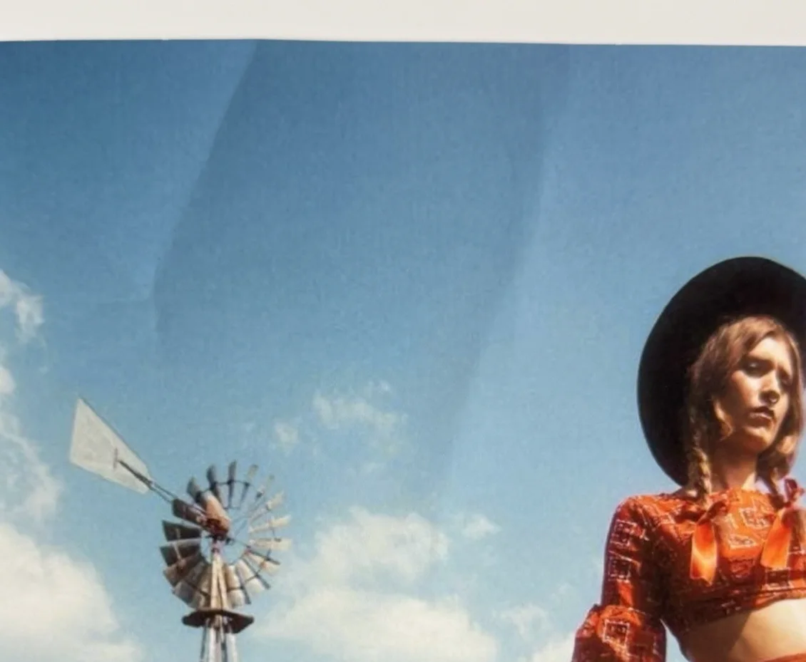 Sierra Ferrell Signed 11x14 Photo Auto JSA COA Authentic Country Folk Americana, image 3