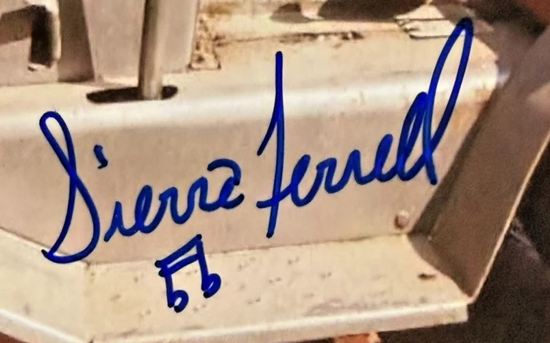 Sierra Ferrell Signed 11x14 Photo Auto JSA COA Authentic Country Folk Americana, image 5