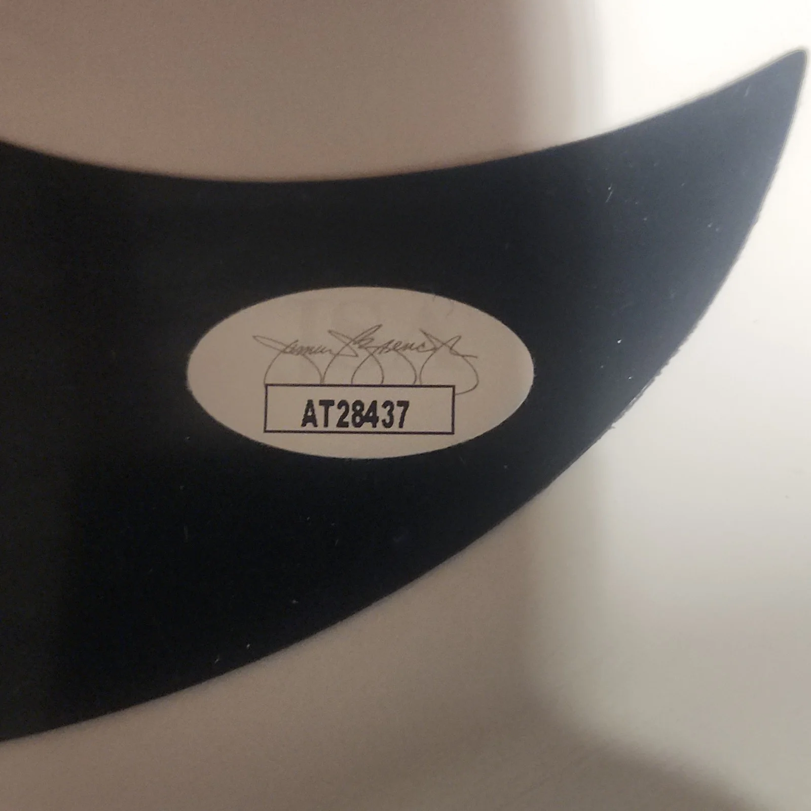 Matt Thomas Authenticated Signed Guitar Pickguard Original Music Memorabilia, image 3
