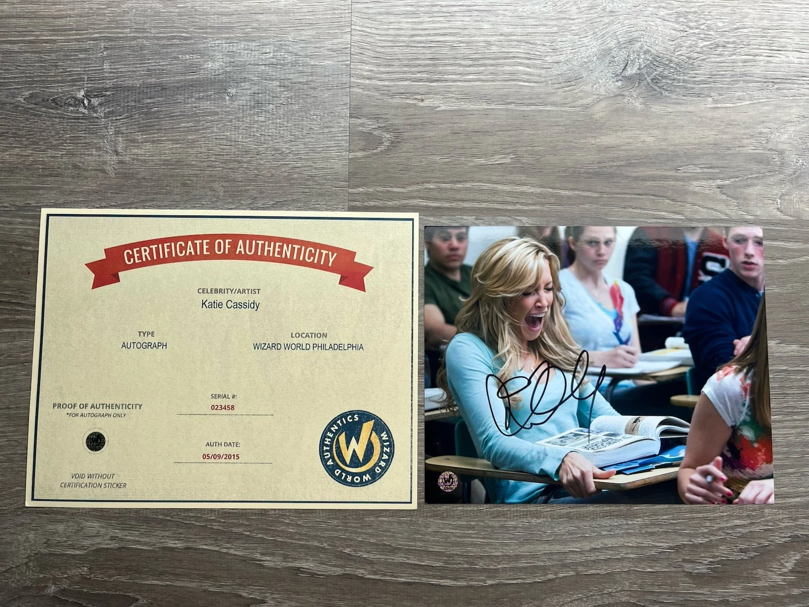 Katie Cassidy — Katie Cassidy Nightmare On Elm Street Signed 8x10 Photo Wizard World COA Horror