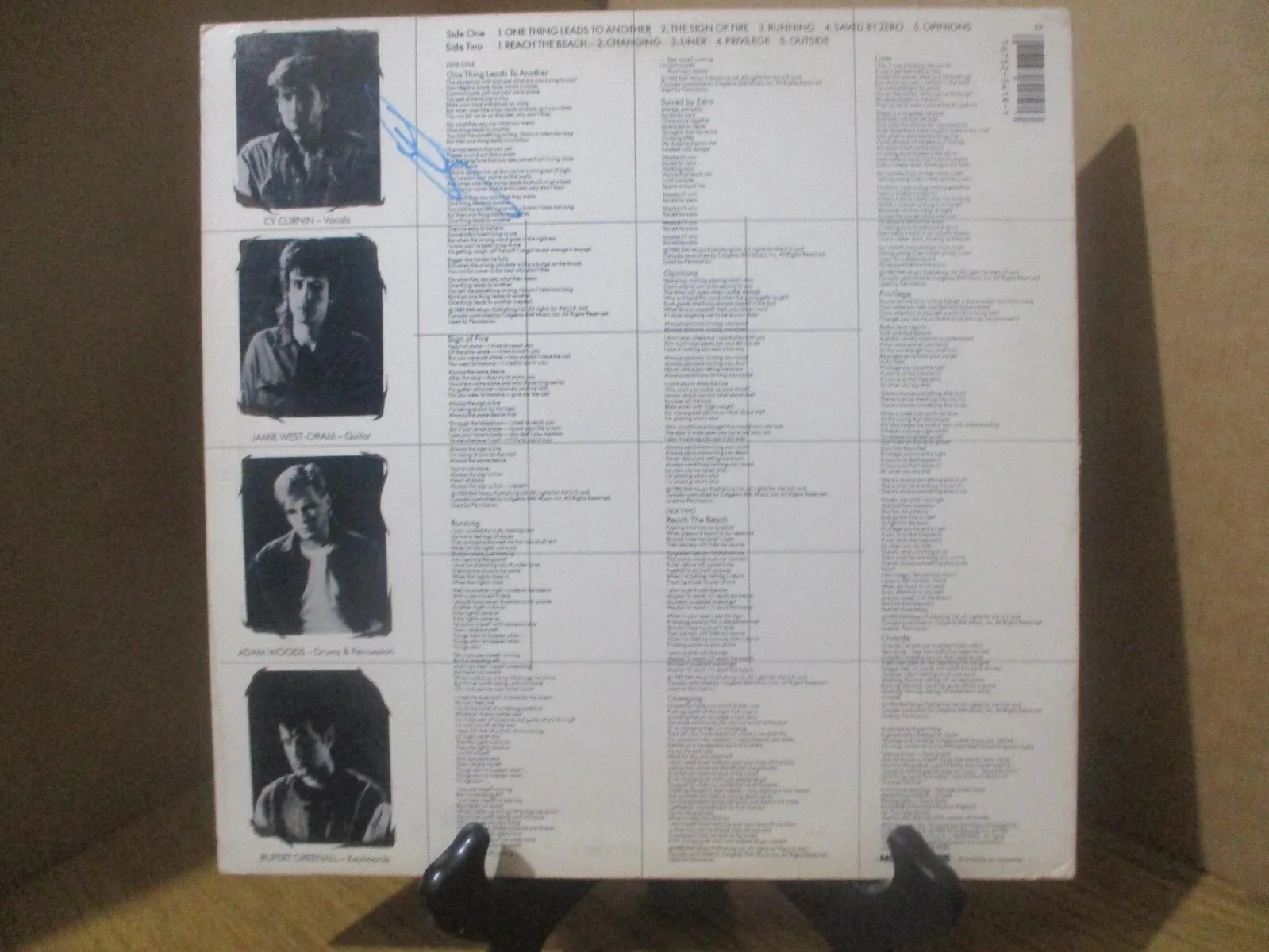 THE FIXX AUTHENTIC AUTOGRAPHED/SIGNED VINYL RECORD ALBUM BY ENTIRE BAND, изображение 4