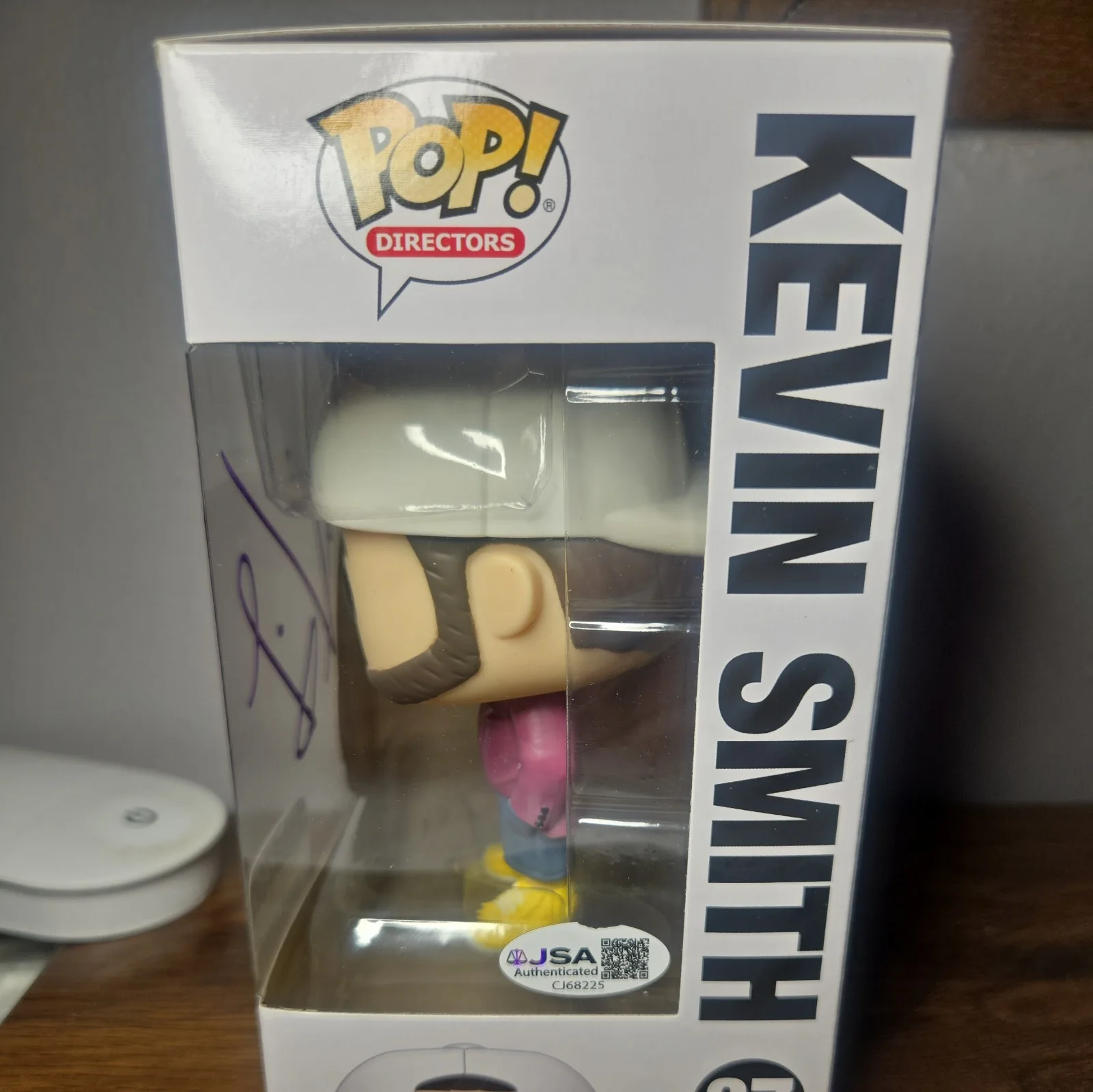 KEVIN SMITH — KEVIN SMITH SIGNED DIRECTOR POP FUNKO FIGURE CLERKS SILENT BOB AMAZON JSA COA, image 2