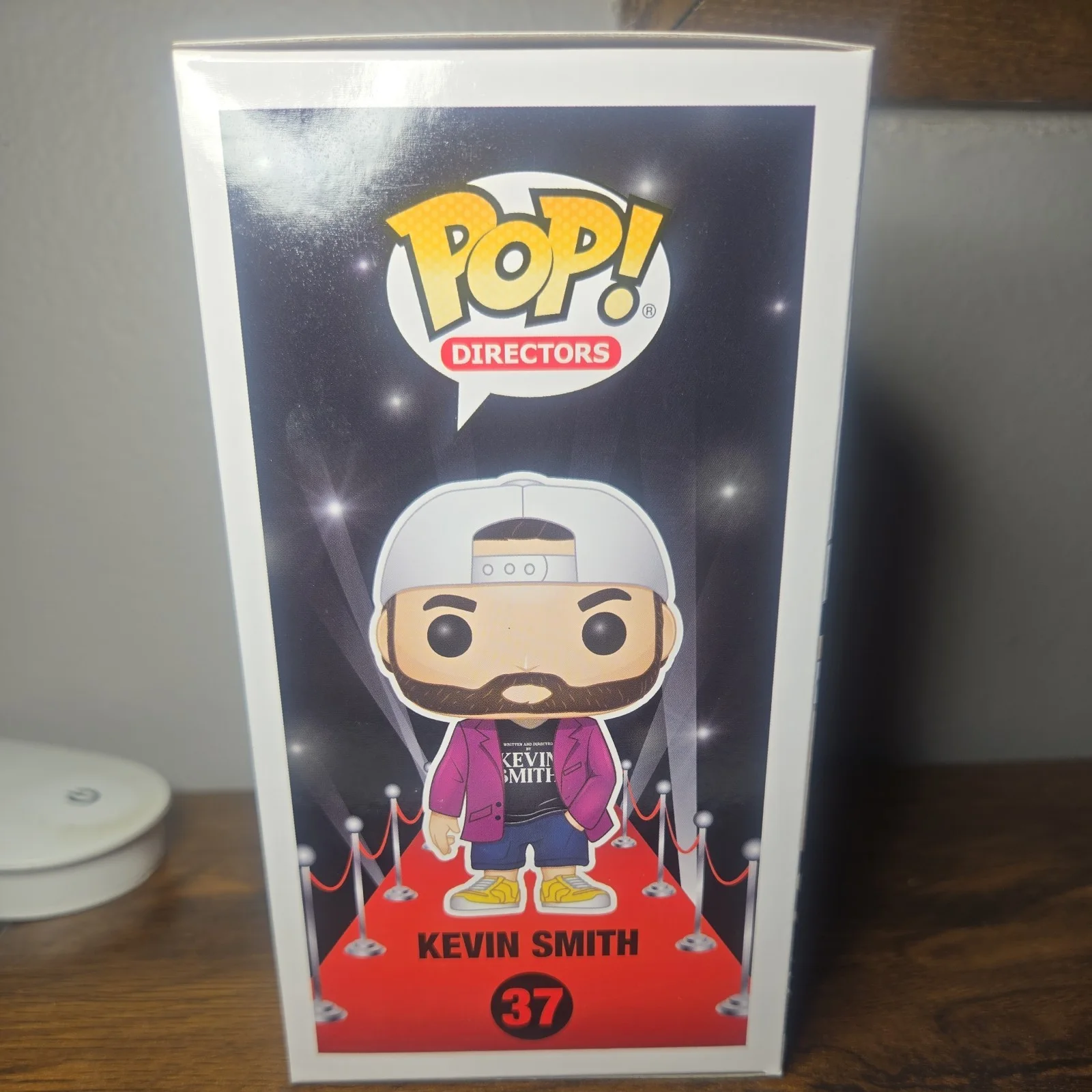 KEVIN SMITH — KEVIN SMITH SIGNED DIRECTOR POP FUNKO FIGURE CLERKS SILENT BOB AMAZON JSA COA, image 4