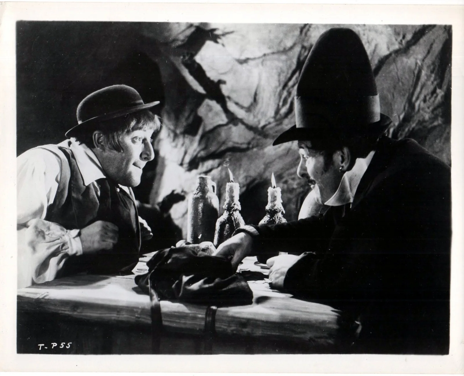 TOM THUMB 1958 Peter Sellers, Terry-Thomas 3 10x8 STILLS, image 2