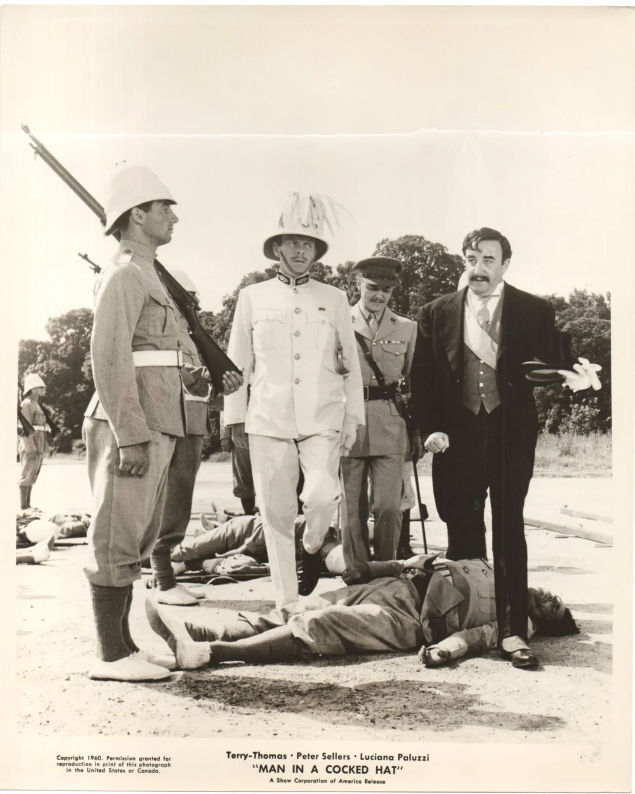 CARLTON-BROWNE OF THE F.O. 1959 Peter Sellers, Terry-Thomas 10 10x8 STILLS, изображение 2