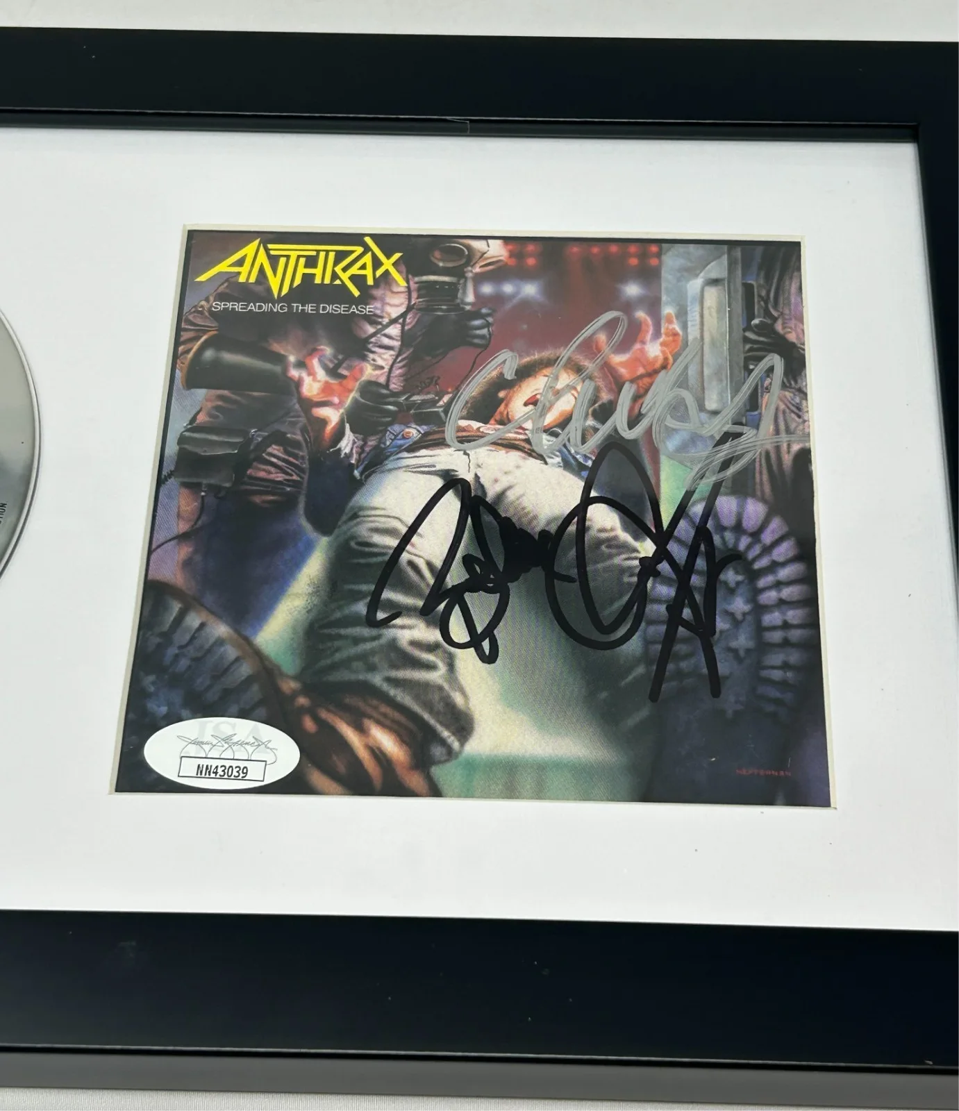 Anthrax signed Spreading The Disease Framed CD Cover JSA COA, image 2