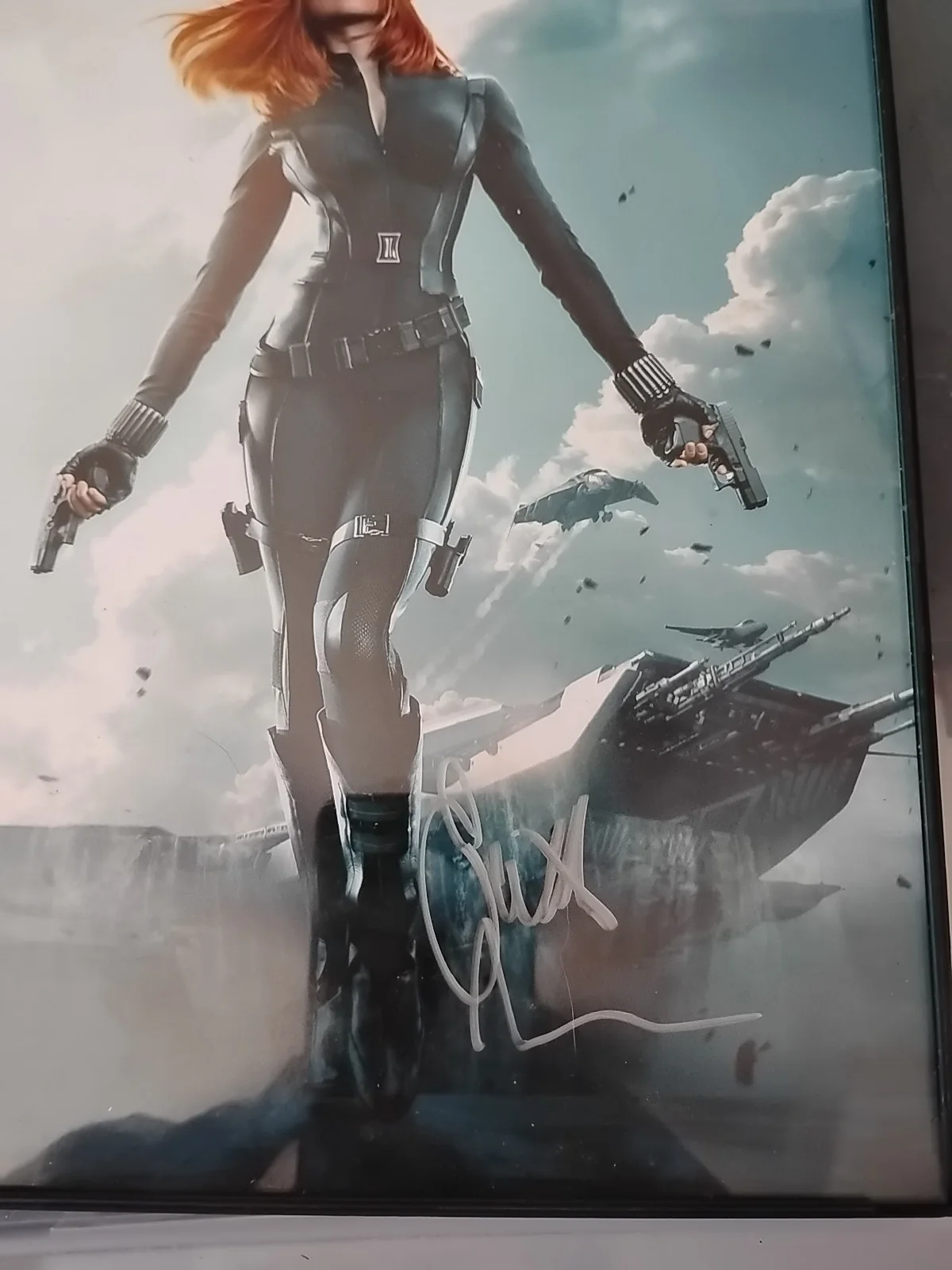 Scarlett Johansson Black Widow Autograph, image 3