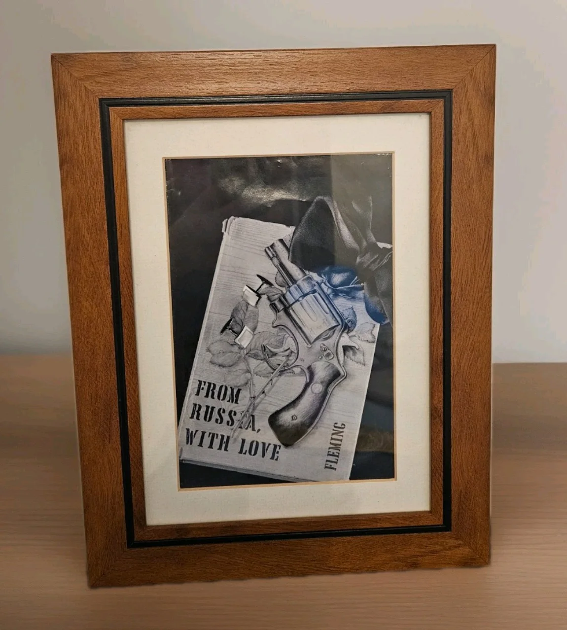 Reclaimed Art 'From Russia With Love' Vintage Advertisement Framed, изображение 2
