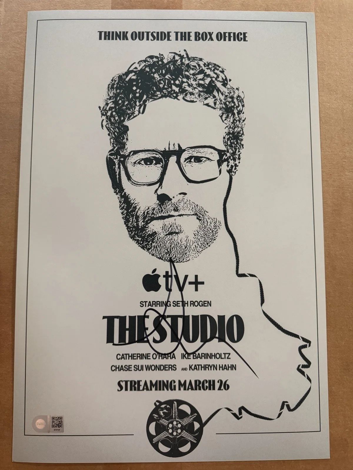 Seth Rogen Signed The Studio 12x18 Poster Apple+ Matt Remick Autograph SWAU COA, изображение 2