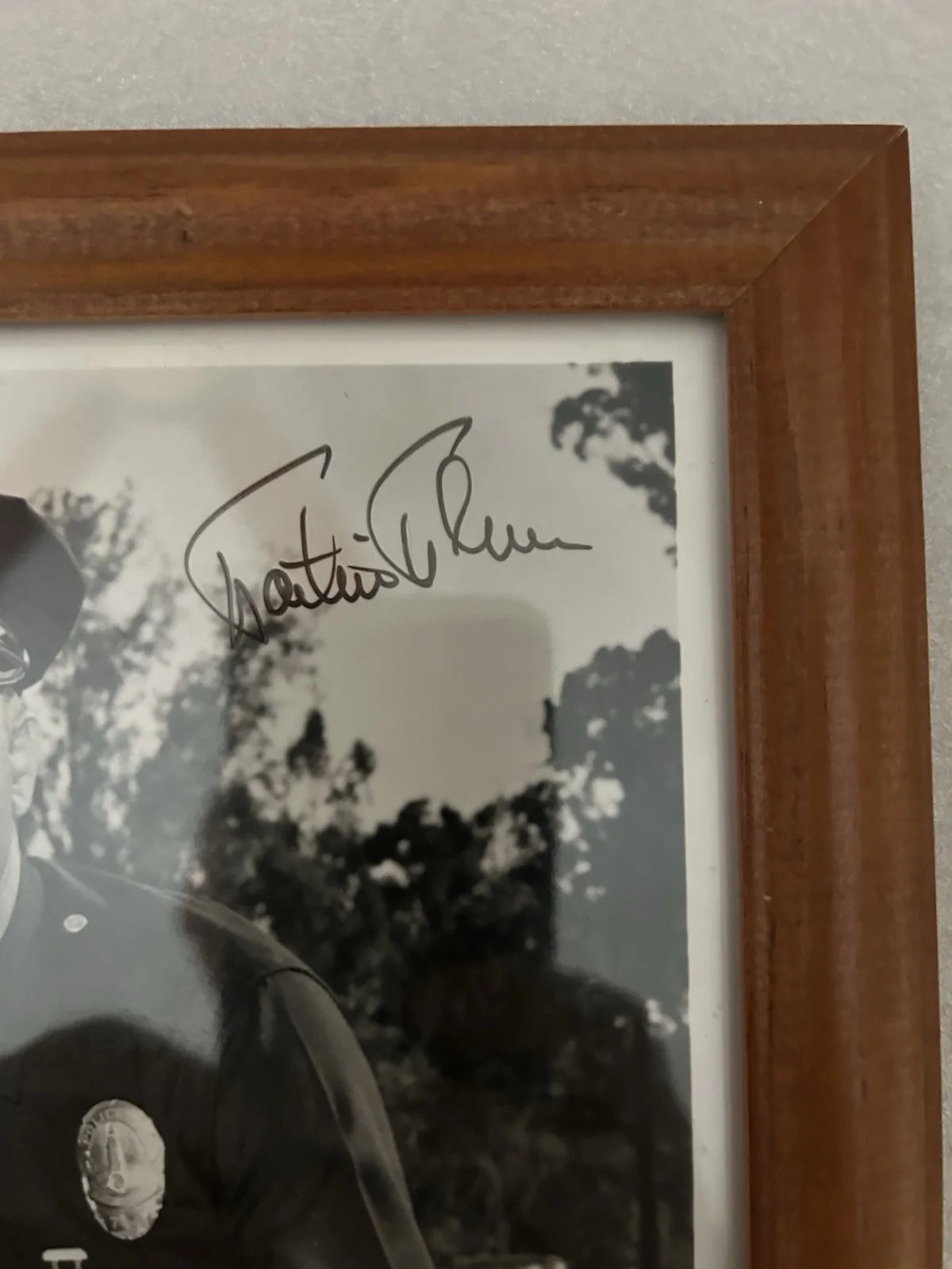 Adam 12 Cast Photo Signed by Ken McCord and Martin Milner JSA COA With Frame, image 3