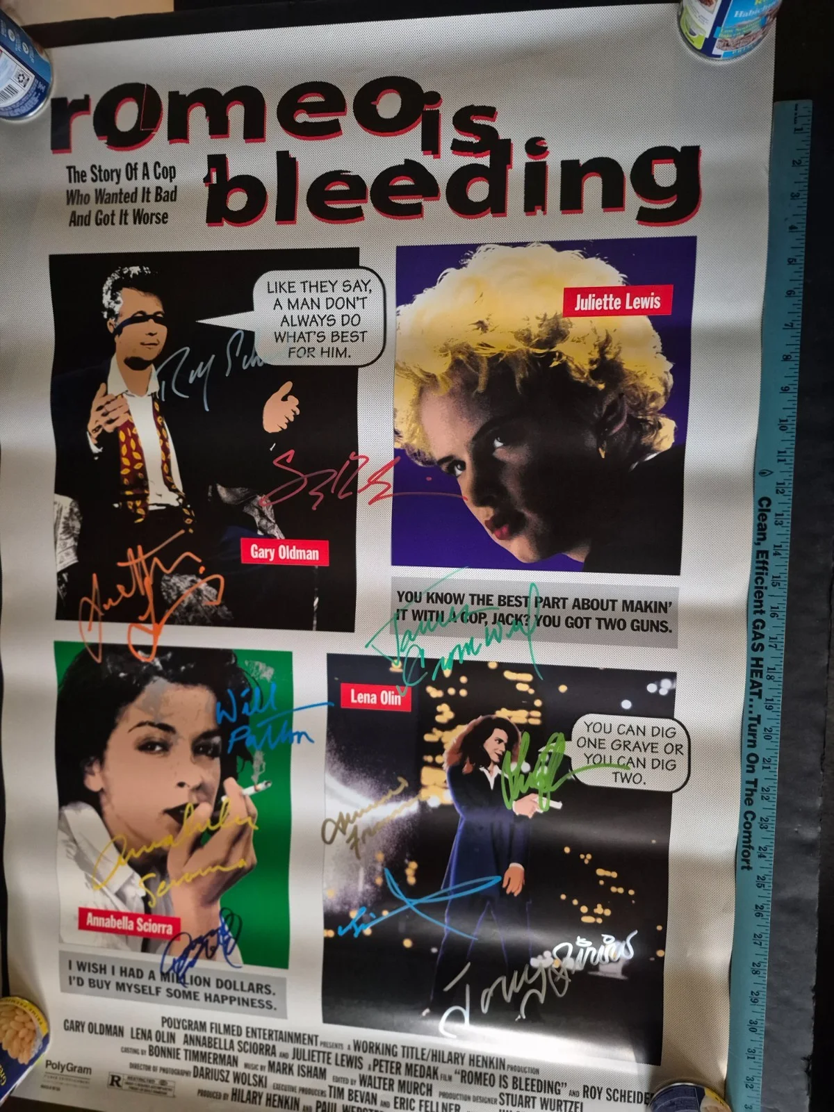 EKIM=INVENTORY — ROMEO IS BLEEDING CAST SIGNED MOVIE POSTER- ekim, изображение 2
