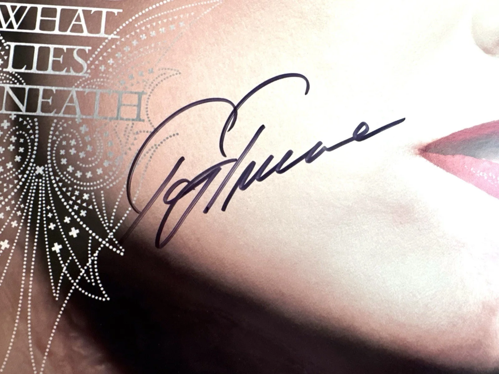 SIGNED Tarja Turunen What Lies Beneath Print Nightwish, изображение 2