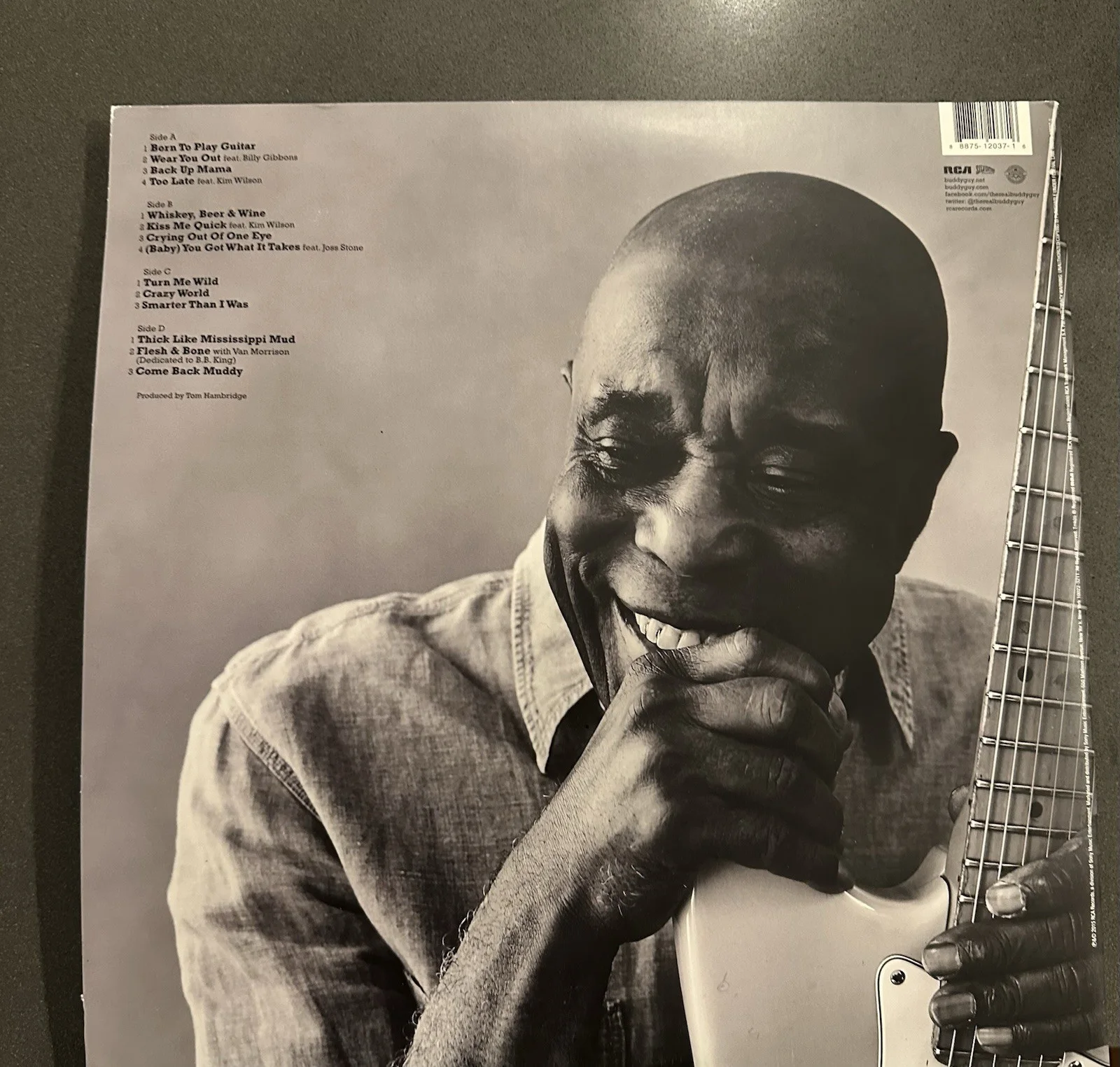 Buddy Guy Signed Vinyl Born To Play The Guitar Autographed Record, изображение 3