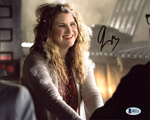 Jillian Bell — Jillian Bell Goosebumps Authentic Signed 8X10 Photo Autographed BAS #B81131, изображение 2