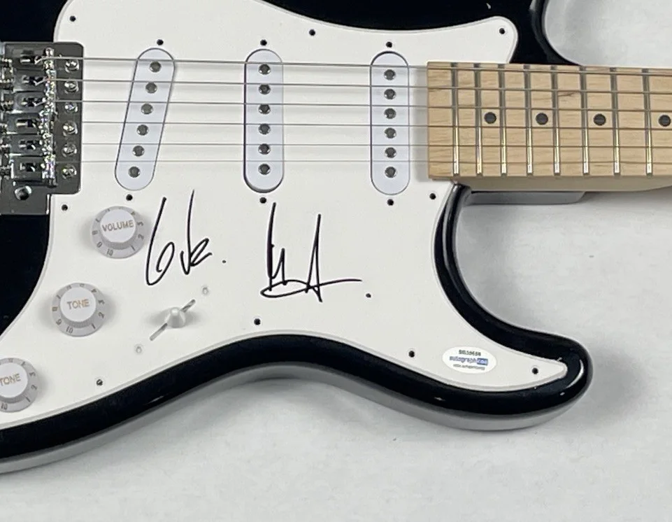 Macy Gray Signed Autograph Electric Guitar On How Life Is Singer I Try ACOA COA, изображение 3