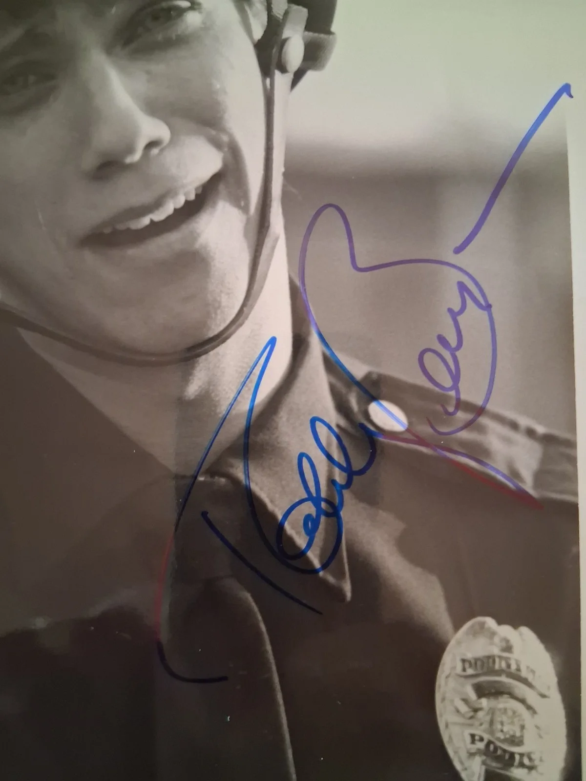 Robby Benson — Robby Benson Autographed Authentic Vintage 8X10 B&W Photo, изображение 2