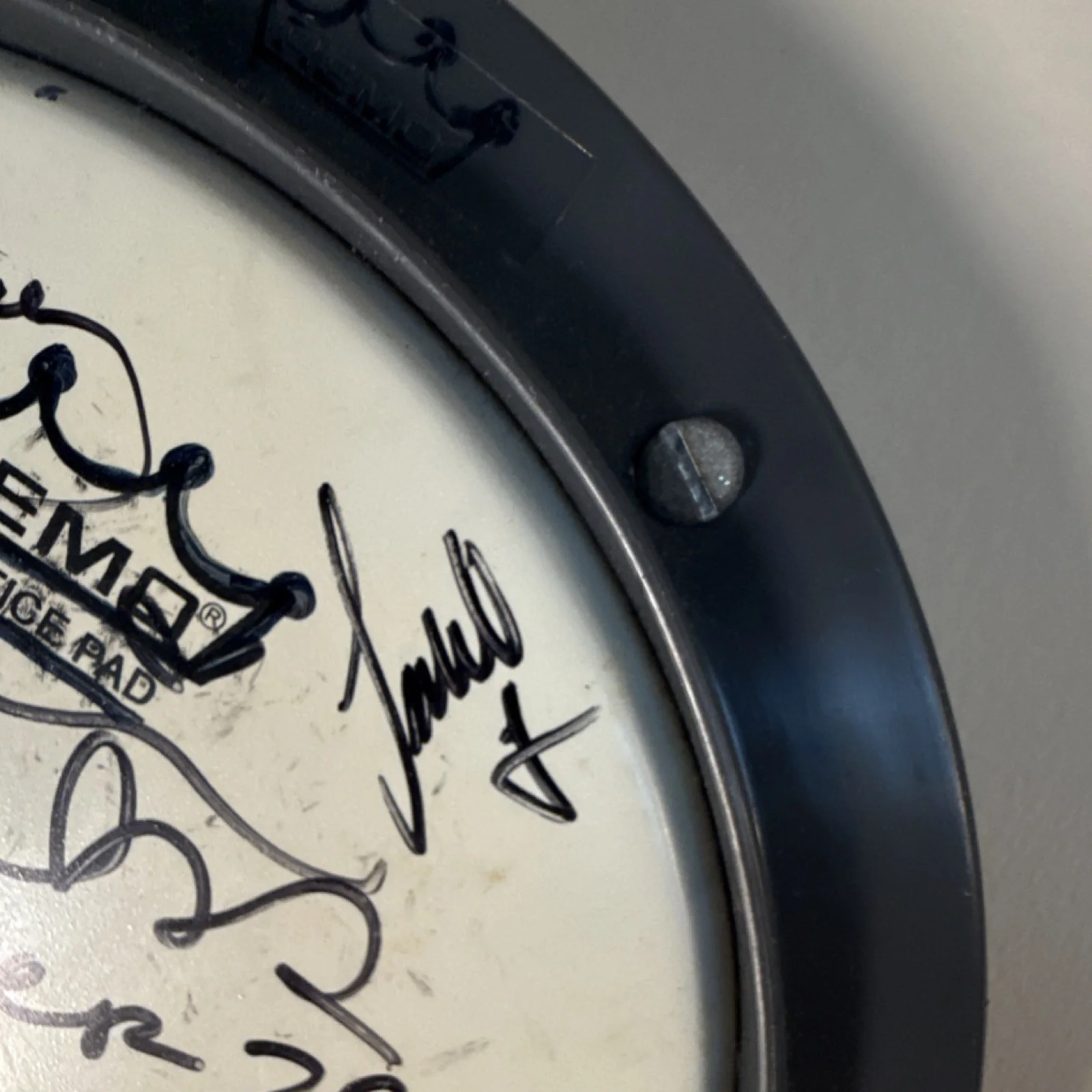 Remo Practice Pad Signed by American Idol 2007 Tour Original Music Memorabilia, изображение 4