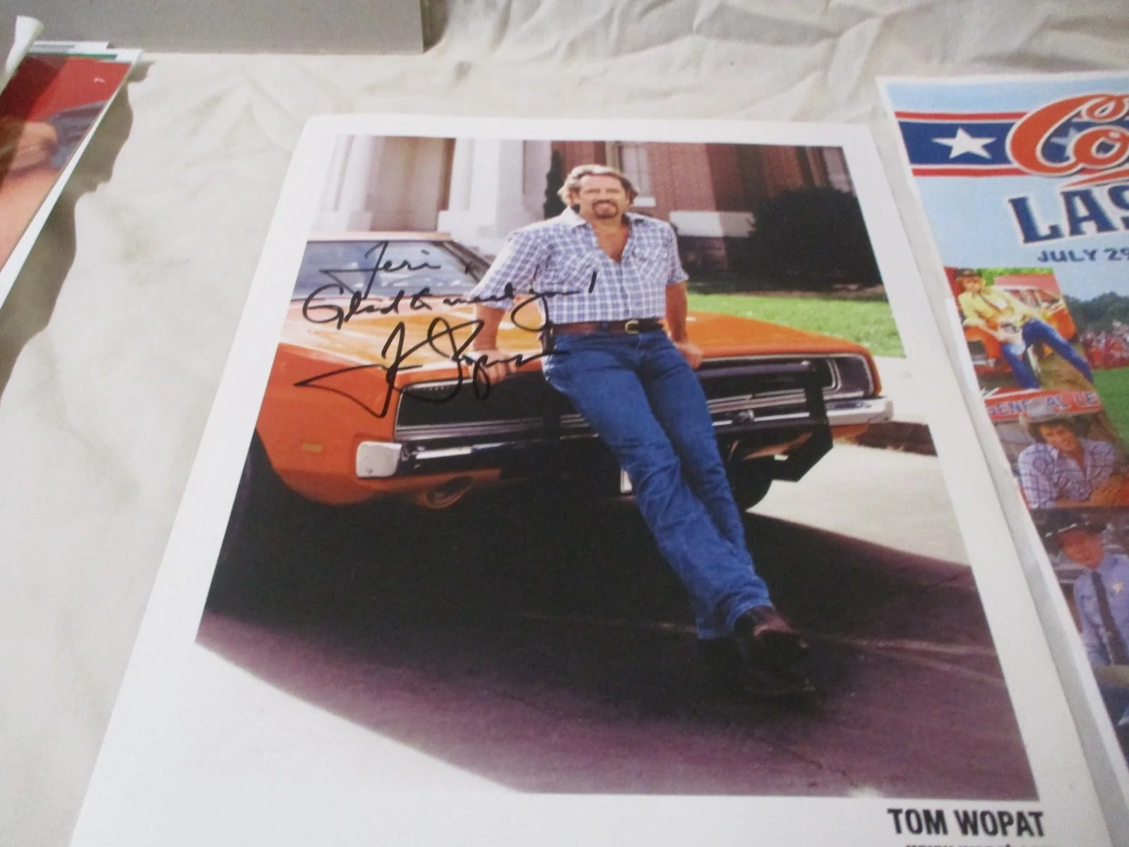 TOM WOPAT AUTOGRAPHED 8X10 PROMO PHOTO, изображение 2