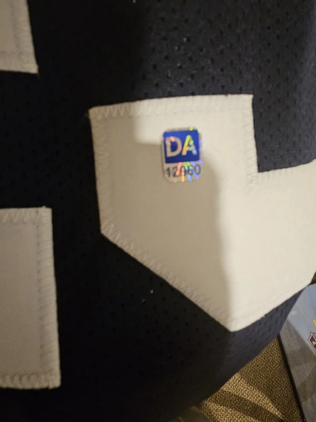 Sean Astin — Sean Astin autographed Rudy Jersey DA Cardworld COA, изображение 3