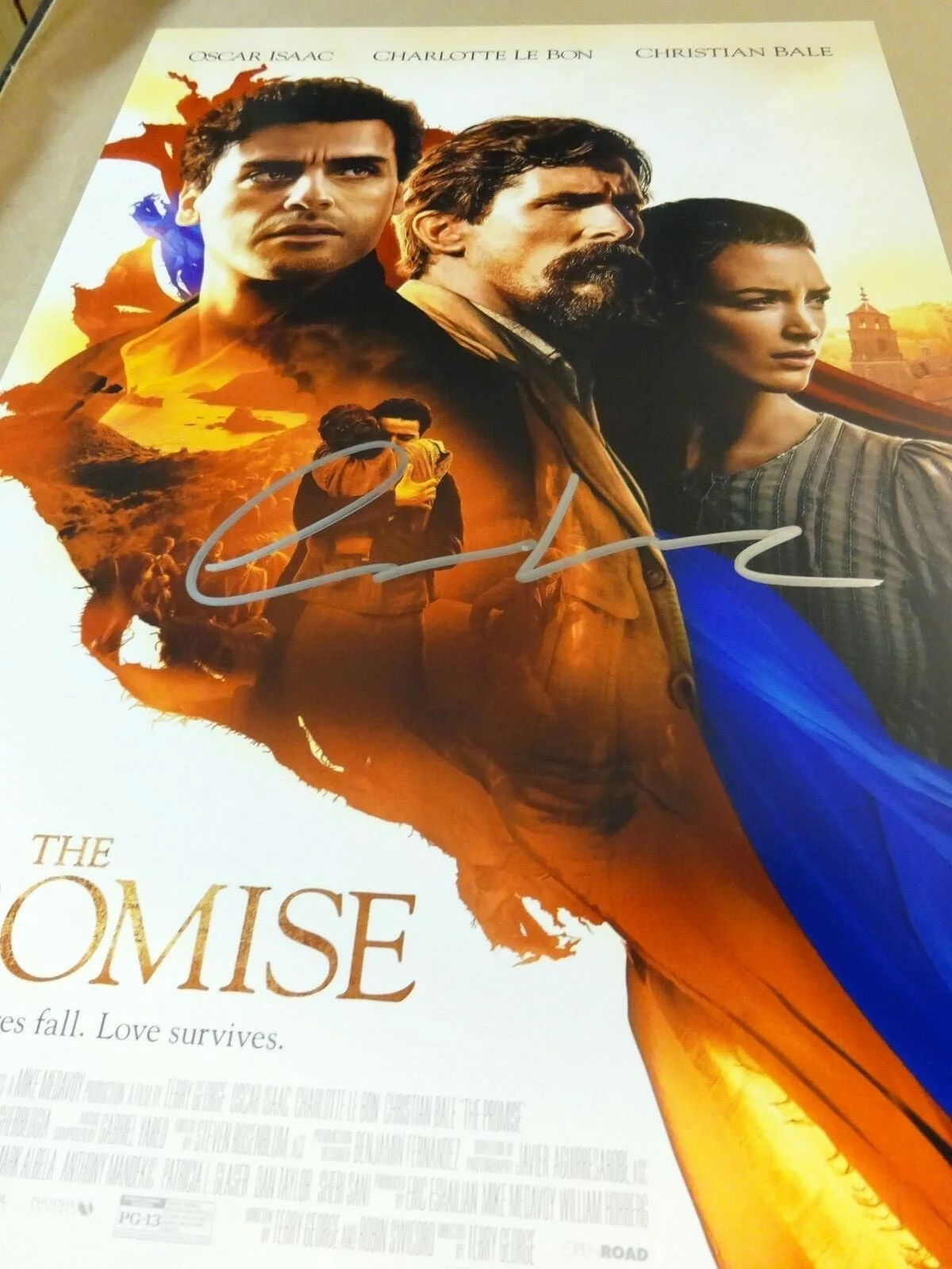 Oscar Isaac — Signed OSCAR ISAAC Autographed THE PROMISE 12"x18" Photo BECKETT BAS COA, image 4