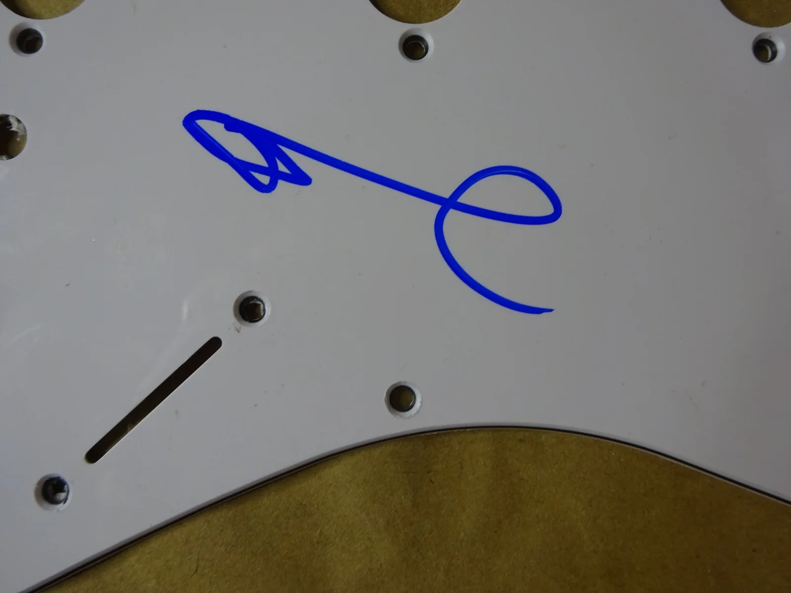Signed Donnie Wahlberg Autographed Pick Guard Beckett BAS COA NKOTB, изображение 3