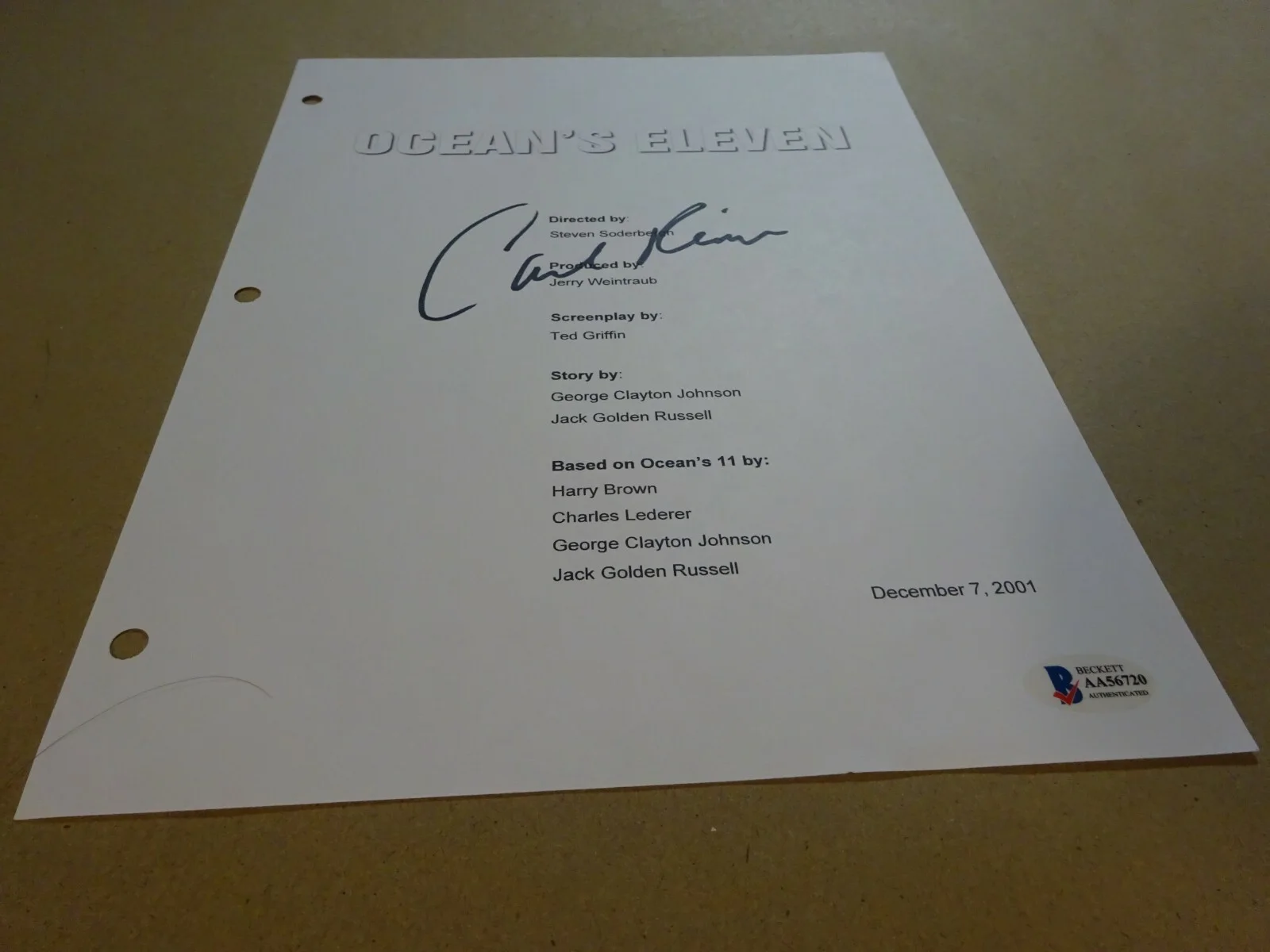 Carl Reiner — Autographed CARL REINER Signed OCEAN'S ELEVEN Script Cover BECKETT BAS COA, image 4