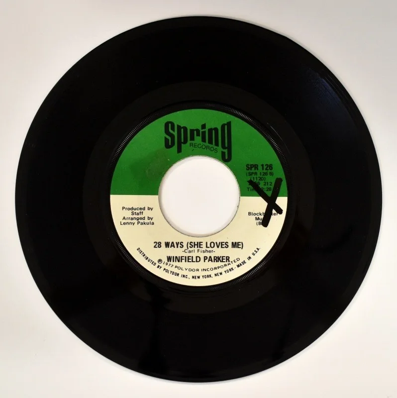 Winfield Parker - Starvin' / 28 Ways (She Loves Me) [7-inch], image 3