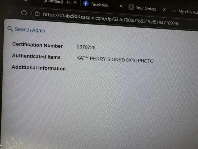 Katie Perry — Katie Perry Autographed Picture, изображение 3