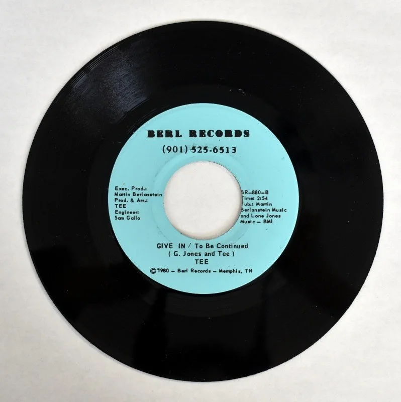 Tee - Love You All Over / Give In / To Be Continued (7" Vinyl), image 2