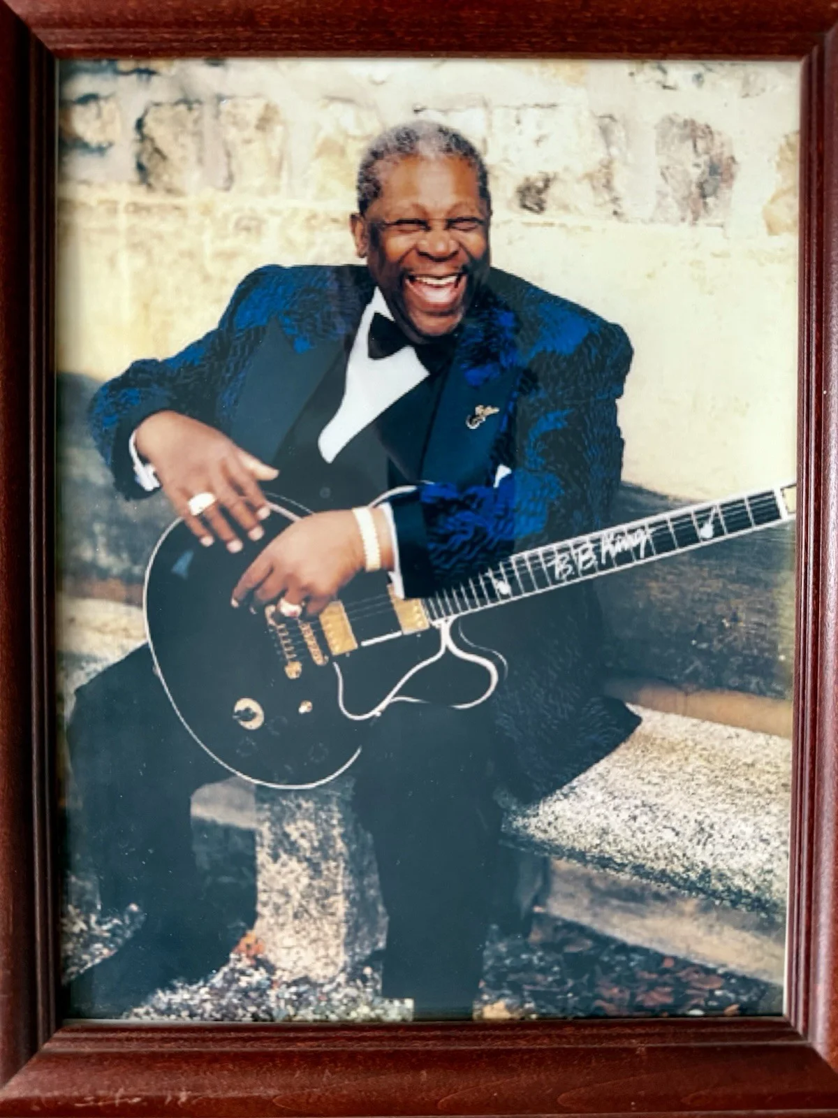 B.B. King Signed Black Electric Guitar with Certificate of Authenticity, image 4